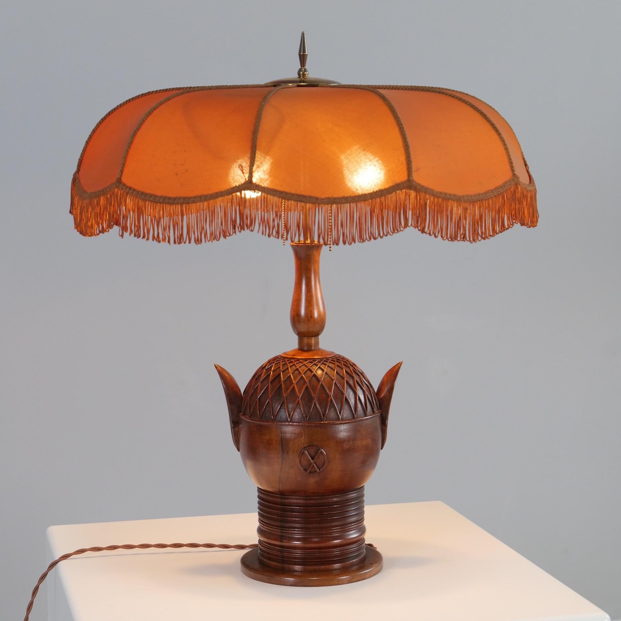 Fritz August Breuhaus de Groot, Expressionist table lamp for Mikado Werkstätten For Sale 10