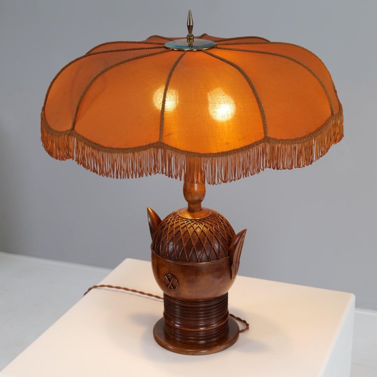 Fritz August Breuhaus de Groot, Expressionist table lamp for Mikado  Werkstätten For Sale at 1stDibs