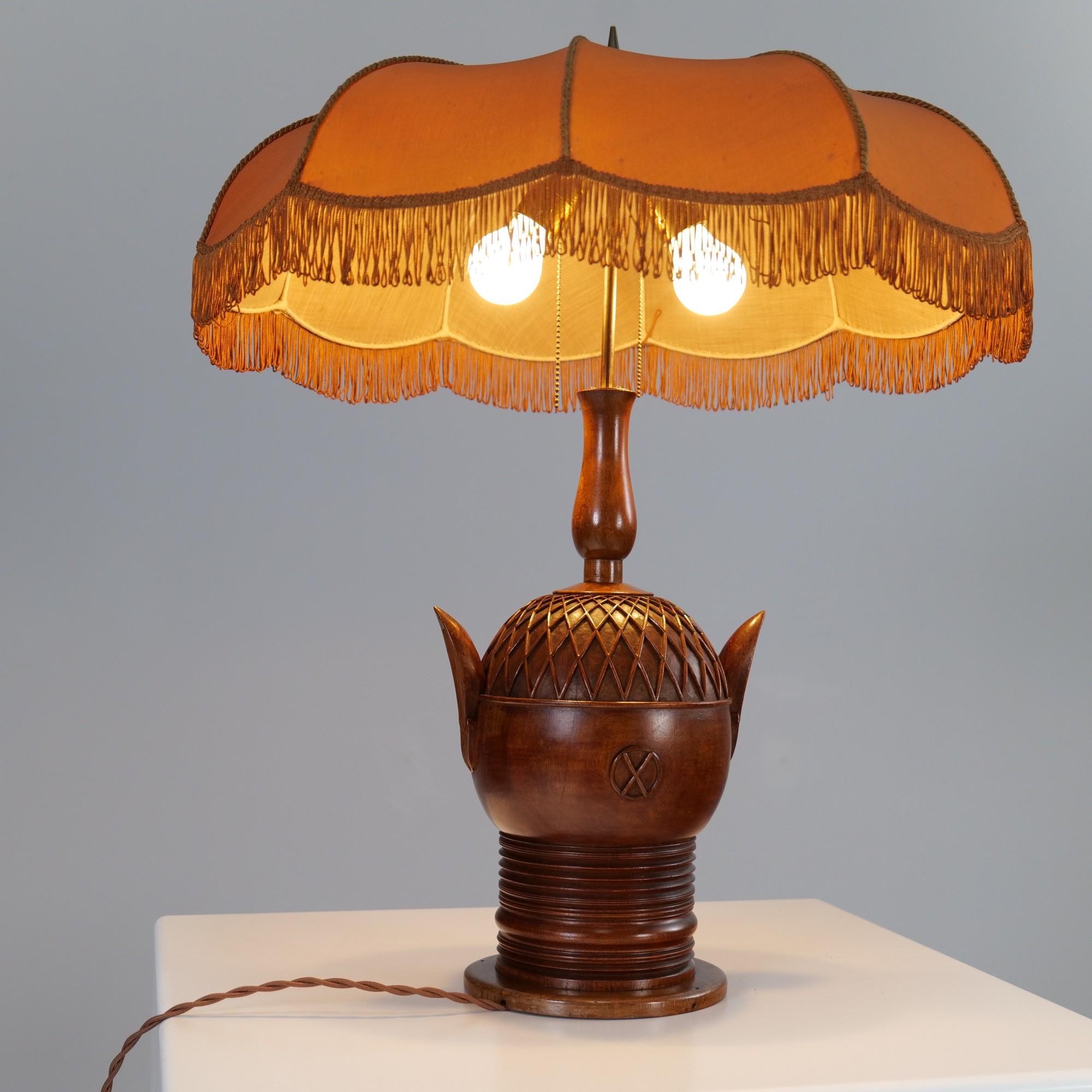 Fritz August Breuhaus de Groot, Expressionist table lamp for Mikado Werkstätten For Sale 1