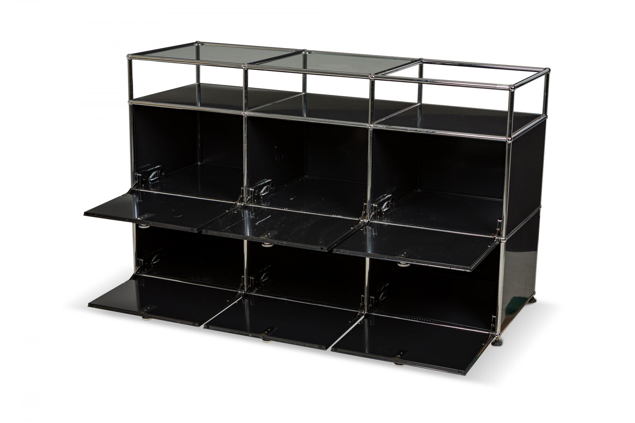 American Fritz Haller for USM Swiss Mid-Century Glass and Steel Display / Storage Cabinet For Sale