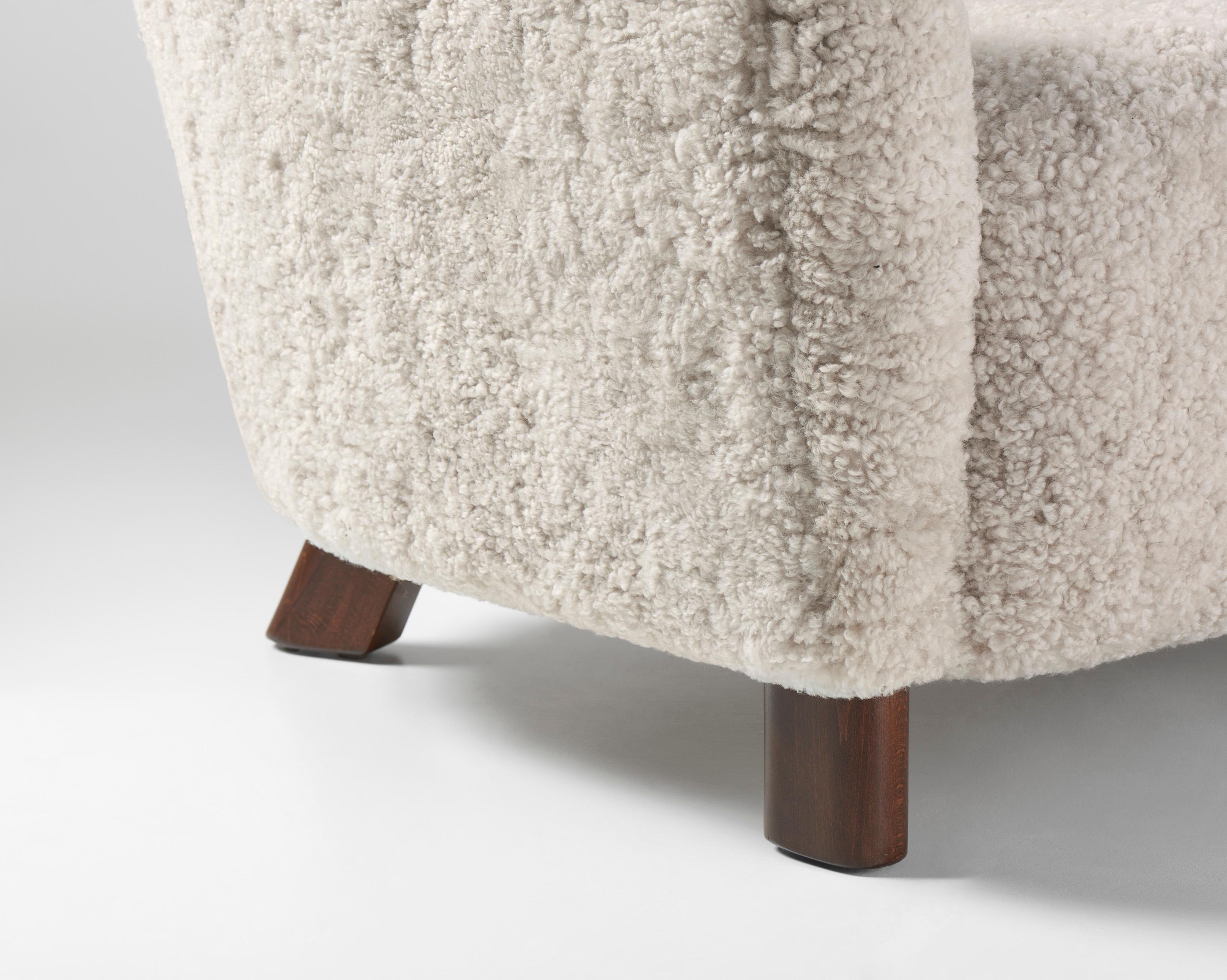 Fritz Hansen 1669 Sheepskin Sofa c1940s For Sale 1