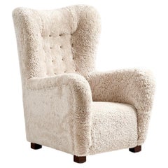 Fritz Hansen 1672 Wing Chair in Sheepskin