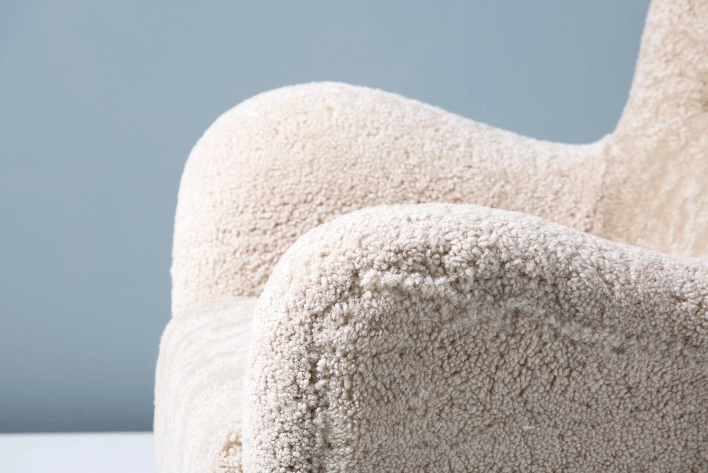 Fritz Hansen 1940s Sheepskin Armchair 3