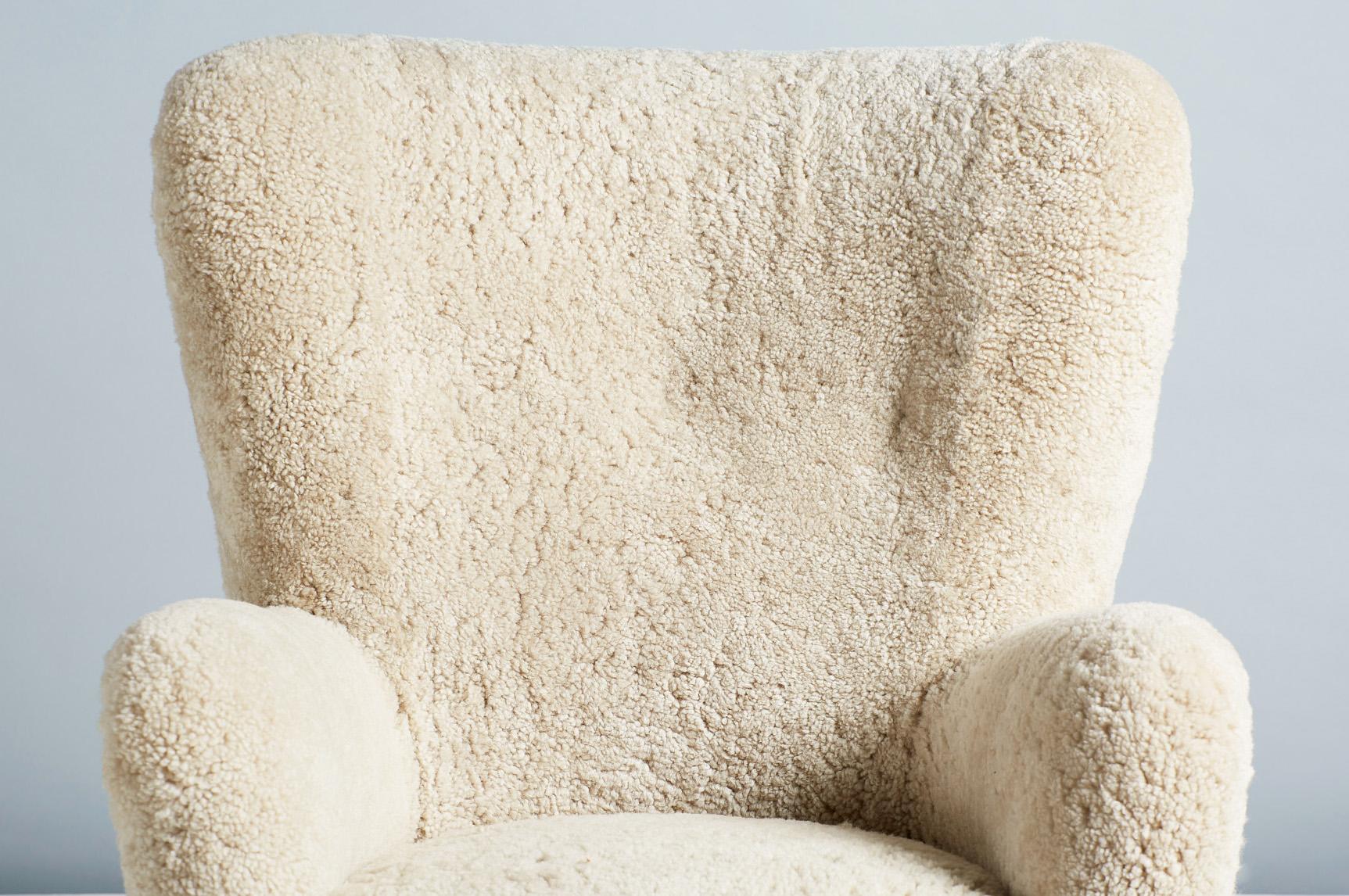 sheepskin accent chair