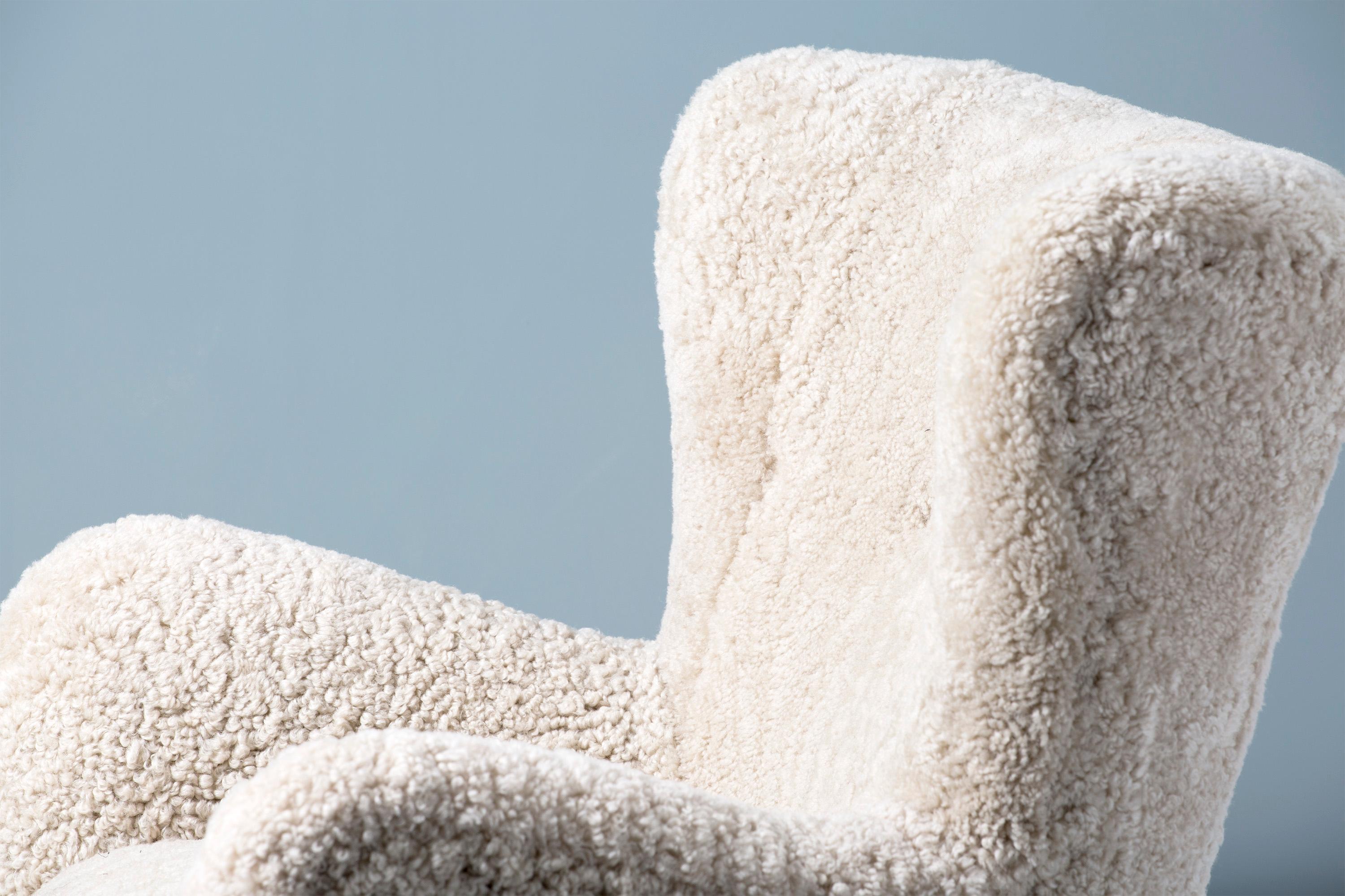 Mid-20th Century Fritz Hansen 1940s Sheepskin Armchair