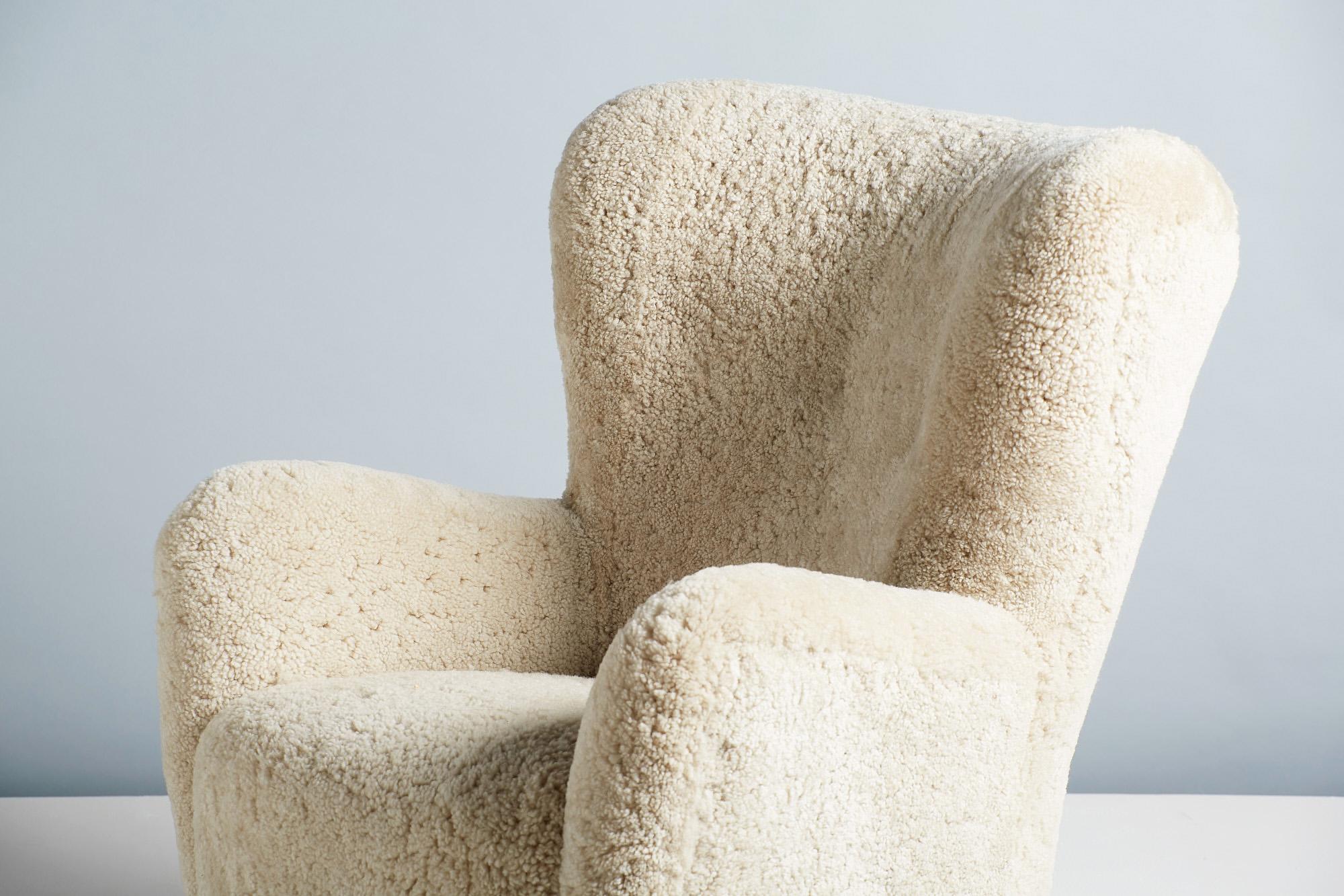 Milieu du XXe siècle Fauteuil en peau de mouton Fritz Hansen des années 1940