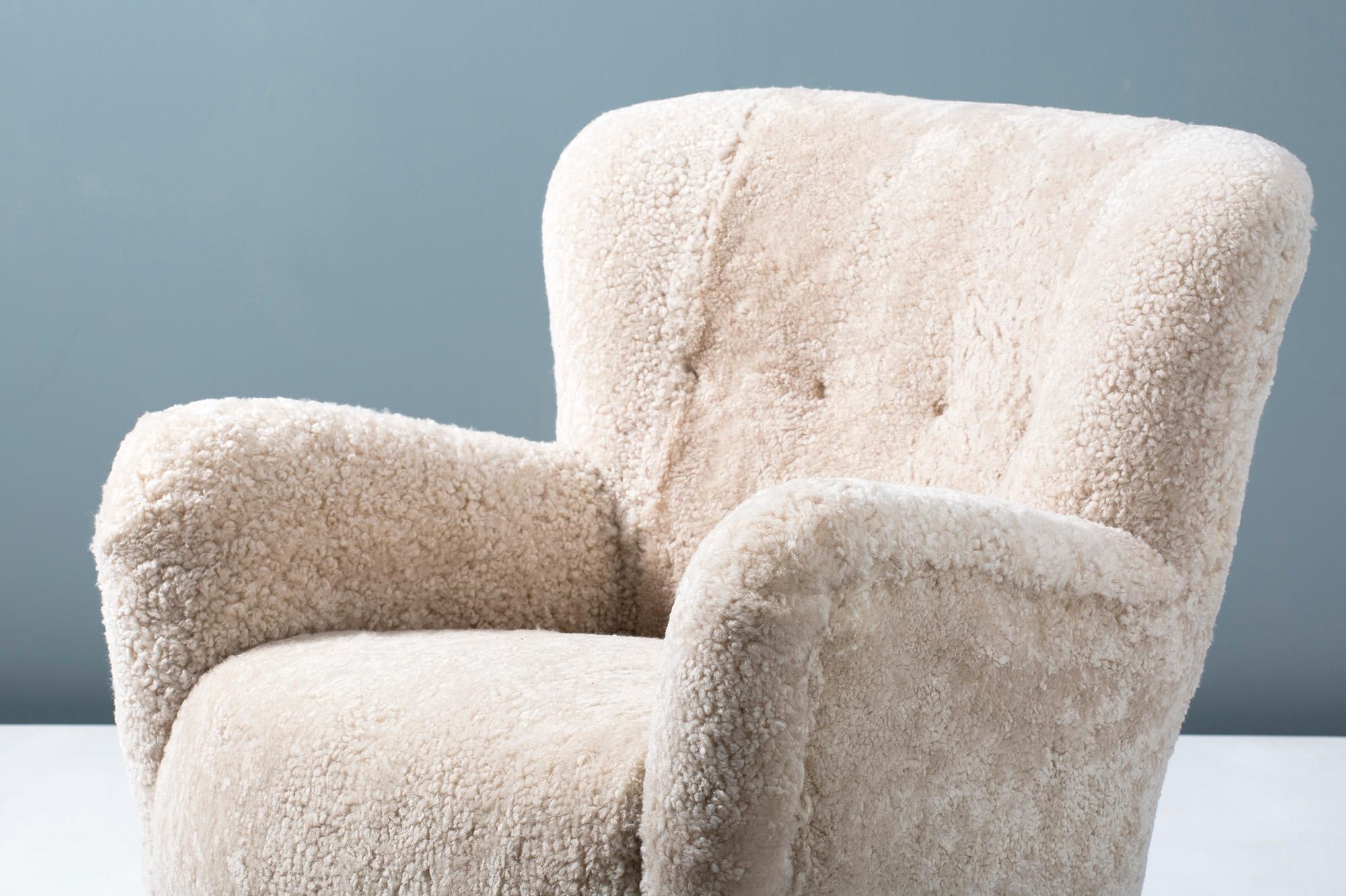 Fritz Hansen 1940s Sheepskin Armchair 2