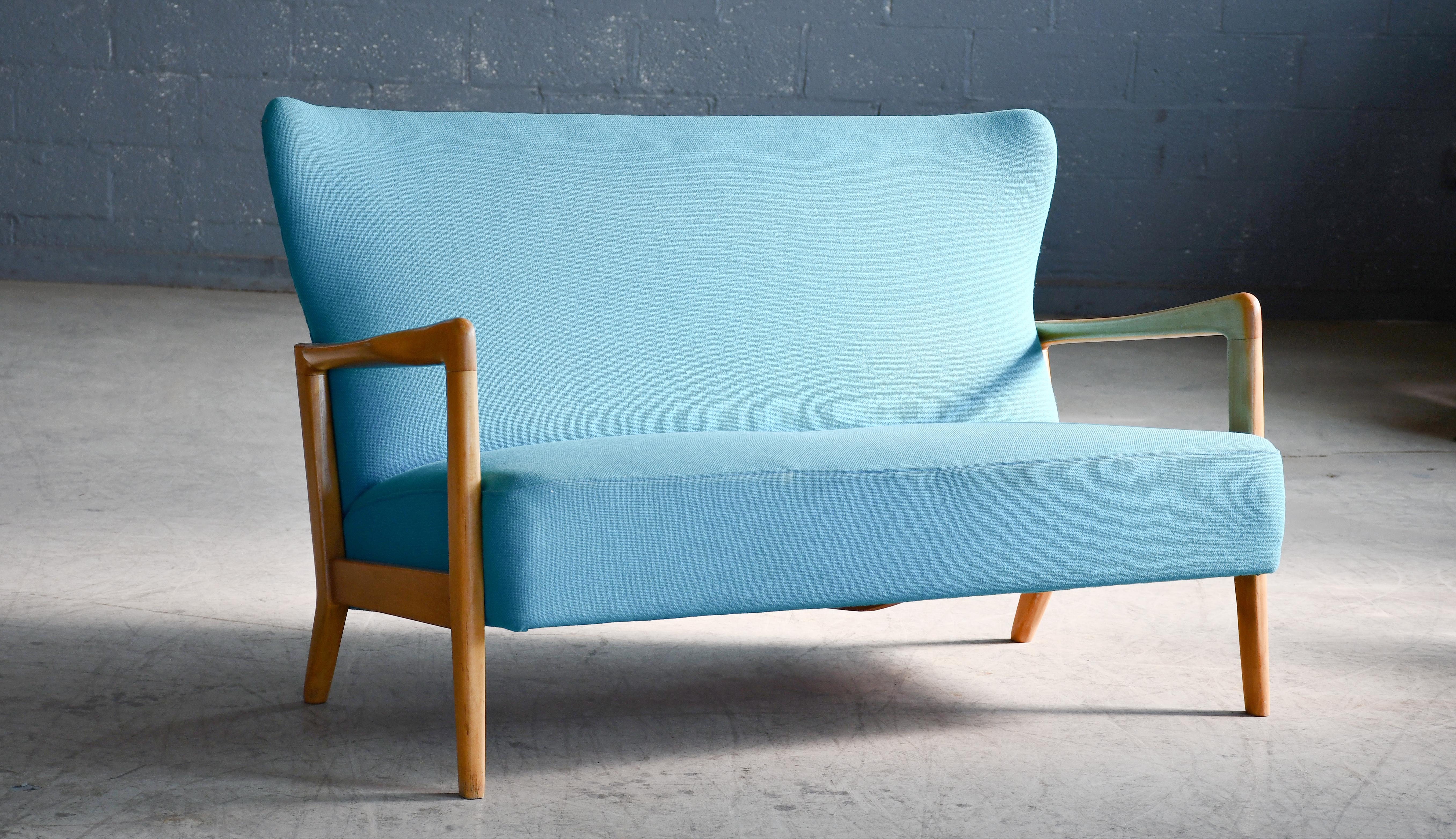 Fritz Hansen  1940er Sofa oder Sessel mit offenen Armlehnen von Soren Hansen im Zustand „Gut“ im Angebot in Bridgeport, CT