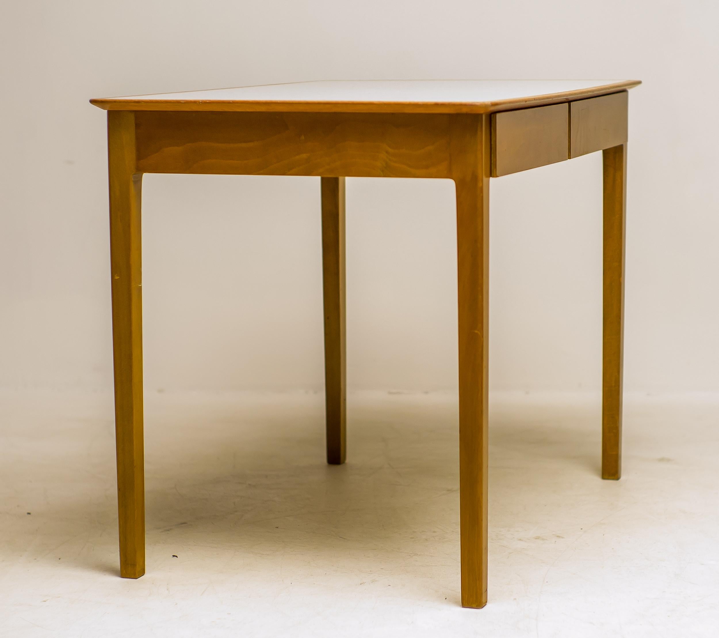Danish Fritz Hansen 1950s Small Maple Desk with Laminate Top and Two Drawers For Sale