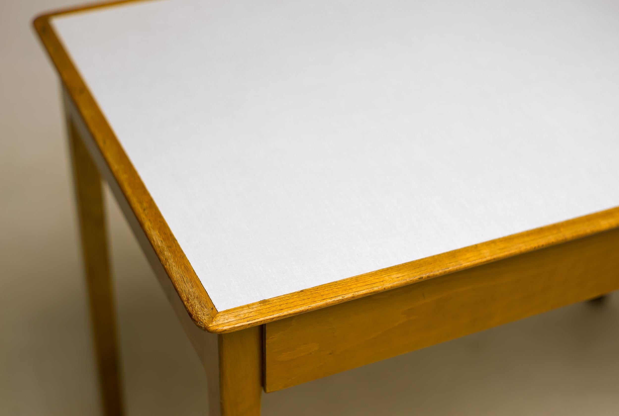 Lacquered Fritz Hansen 1950s Small Maple Desk with Laminate Top and Two Drawers For Sale