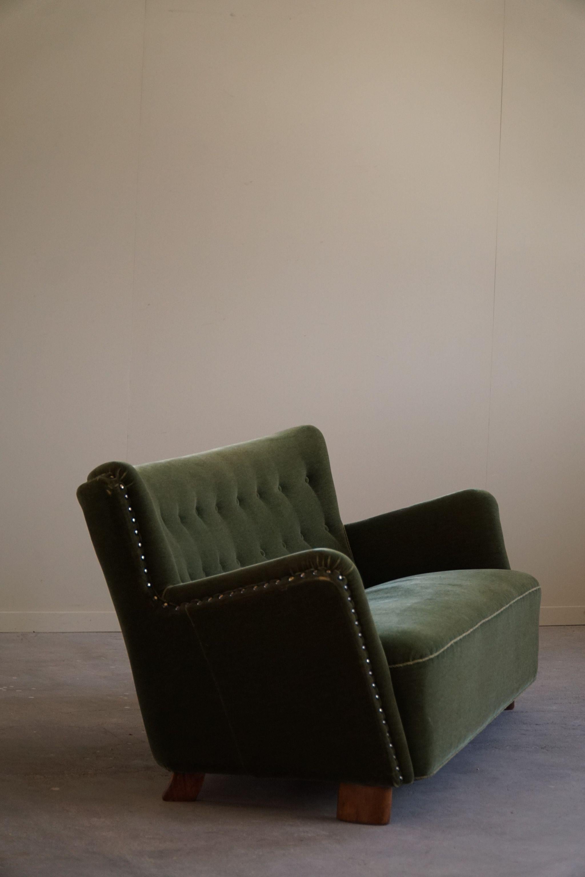 Fritz Hansen, 3-Seater Sofa, Green Velvet, Danish Mid Century Modern, 1940s For Sale 14