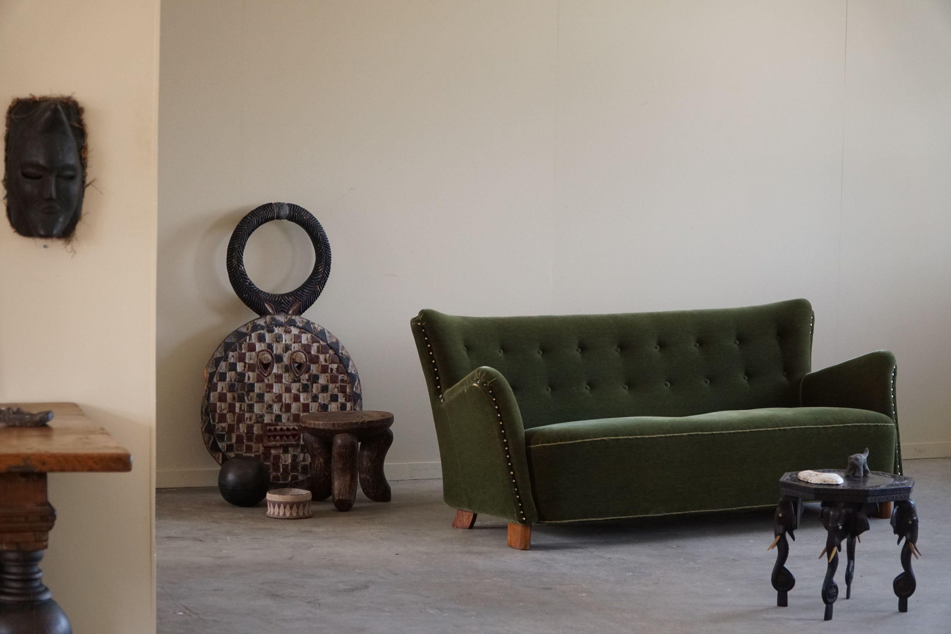Fritz Hansen, 3-Seater Sofa, Green Velvet, Danish Mid Century Modern, 1940s For Sale 2