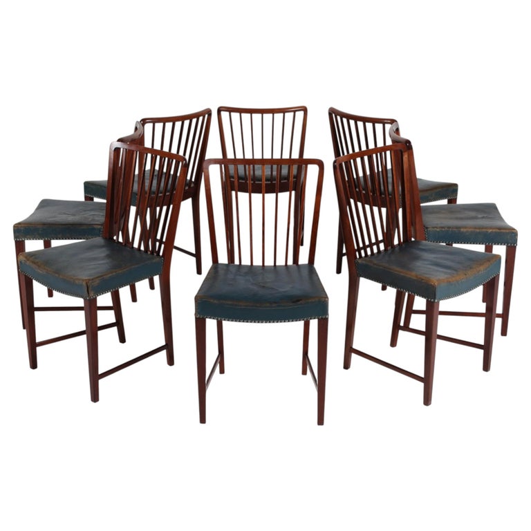 Fritz Hansen A/S Set 8 Dining Chairs of Mahogany with Blue Leather Seats 1940s