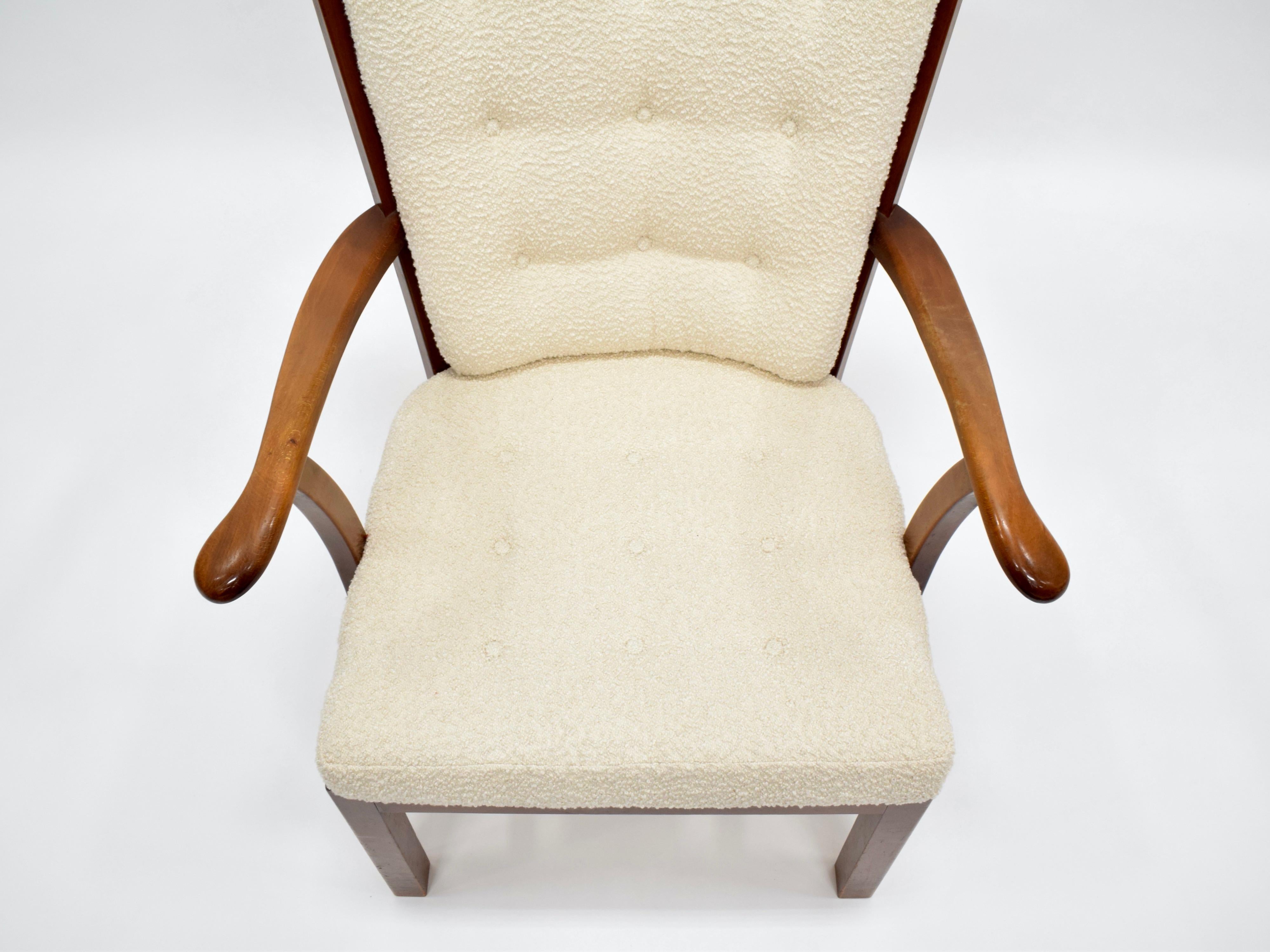 Armchair In the Style of Fritz Hansen For Sale 7