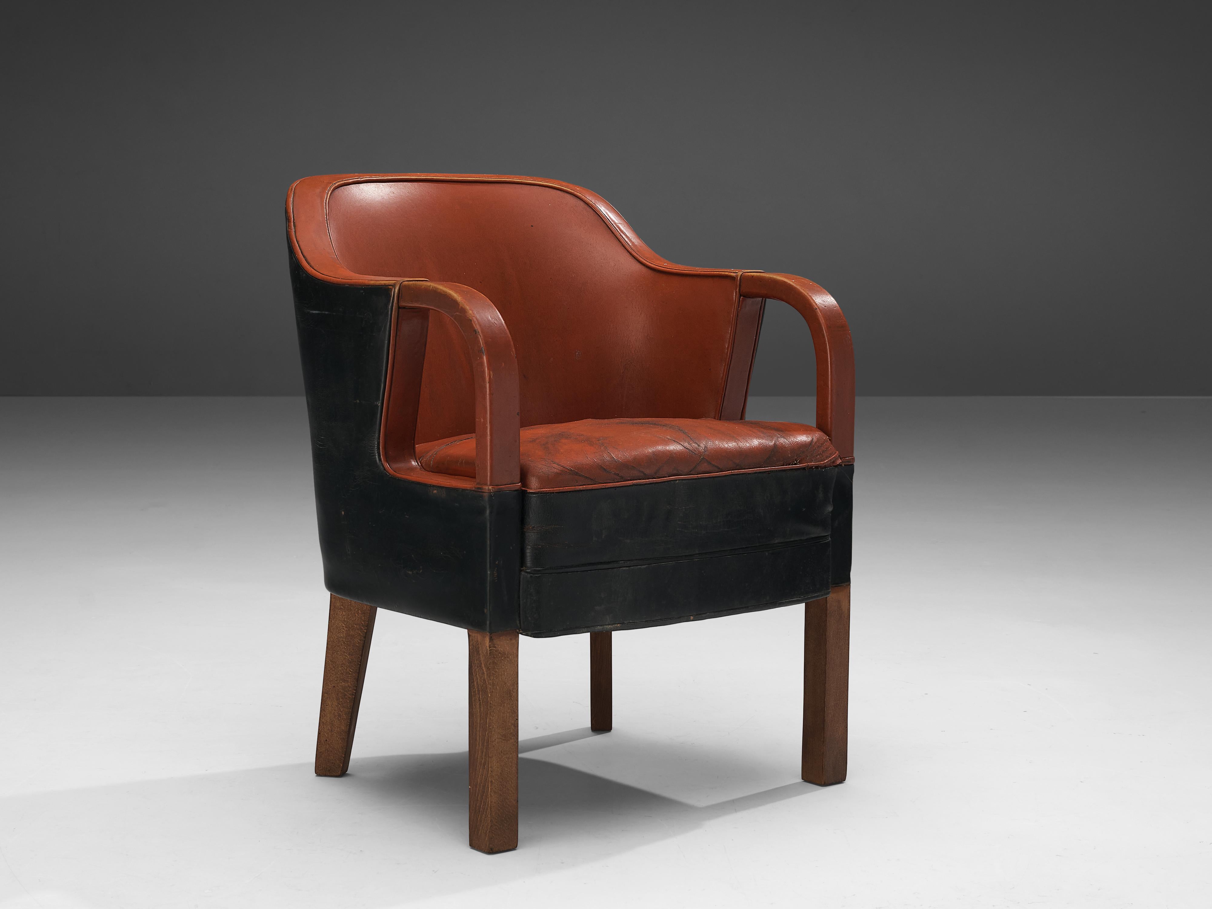 Fritz Hansen, armchair, skai, beech, Denmark, 1930s

Easy chair manufactured by Fritz Hansen in the 1930s. This armchair is made out of beautifully patinated skai that is colored in red and black. Moreover, the chair is elegantly shaped which is