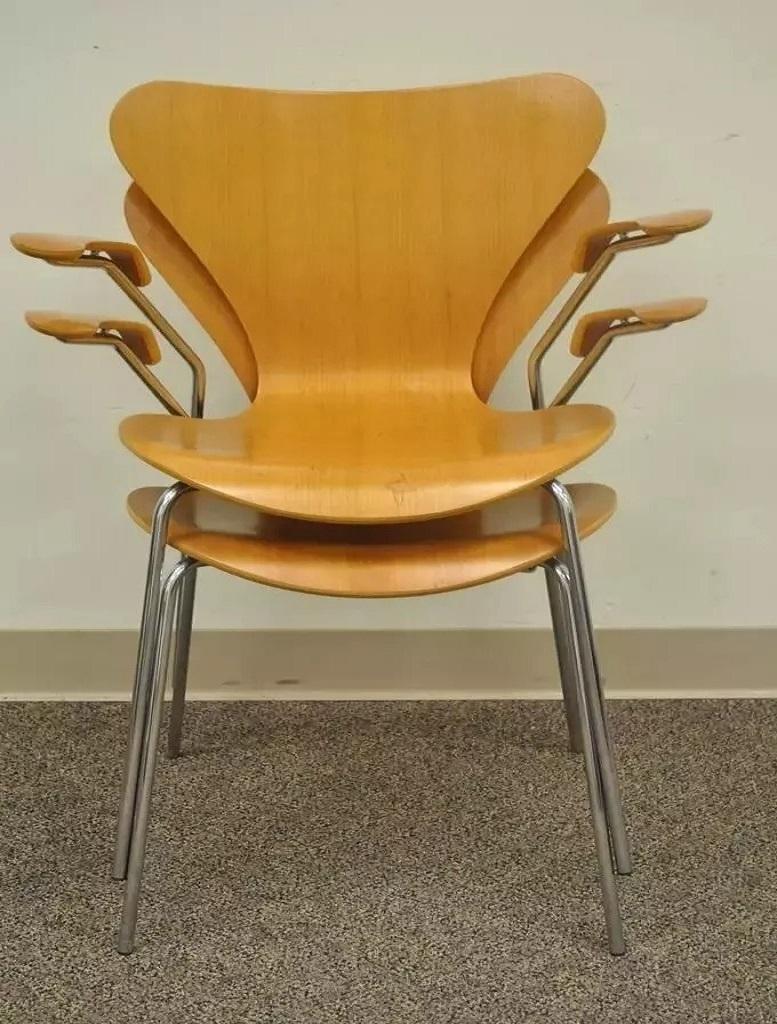 Fritz Hansen Arne Jacobsen Knoll Serie 7 Poltrone Danesi in Teak (A) - Coppia in vendita 6