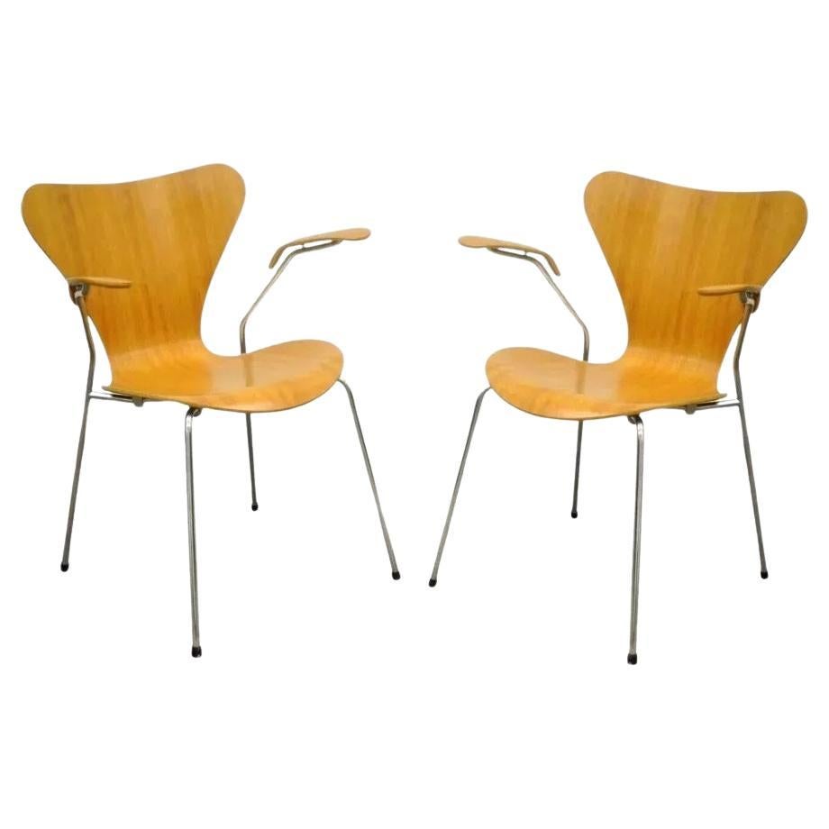 Fritz Hansen Arne Jacobsen Knoll Serie 7 Poltrone Danesi in Teak (A) - Coppia in vendita