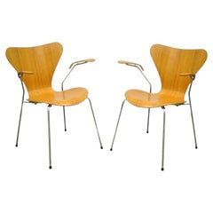 Fritz Hansen Arne Jacobsen Knoll Series 7 Danish Teak Arm Chairs (A) - Pair