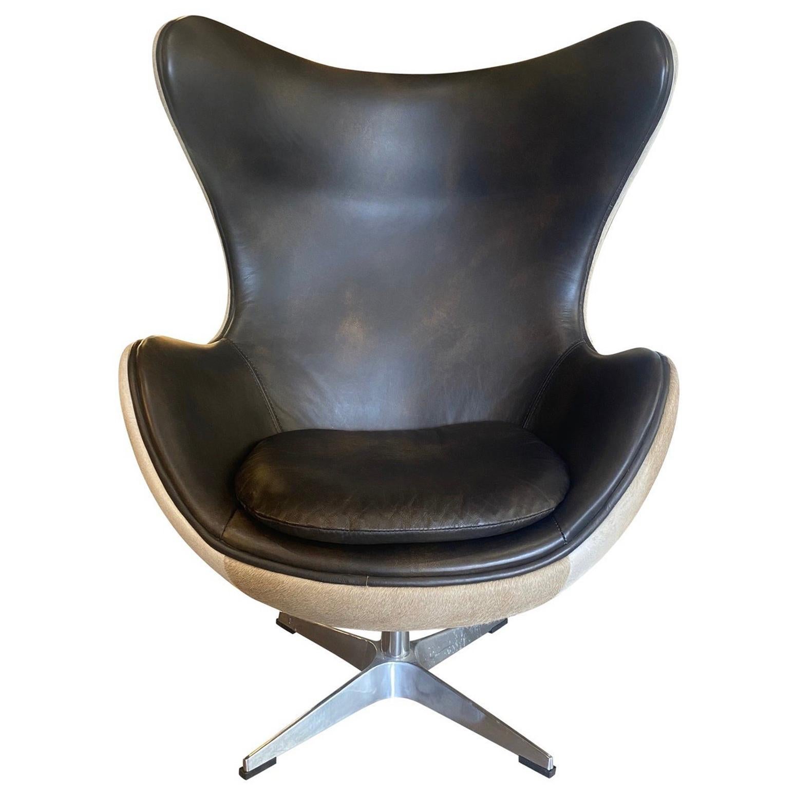 Fritz Hansen Arne Jacobsen Styled Egg Chair with Dark Leather and Pony Hair