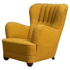 Fauteuil de salon danois à dossier cannelé attribué à Fritz Hansen, années 1940