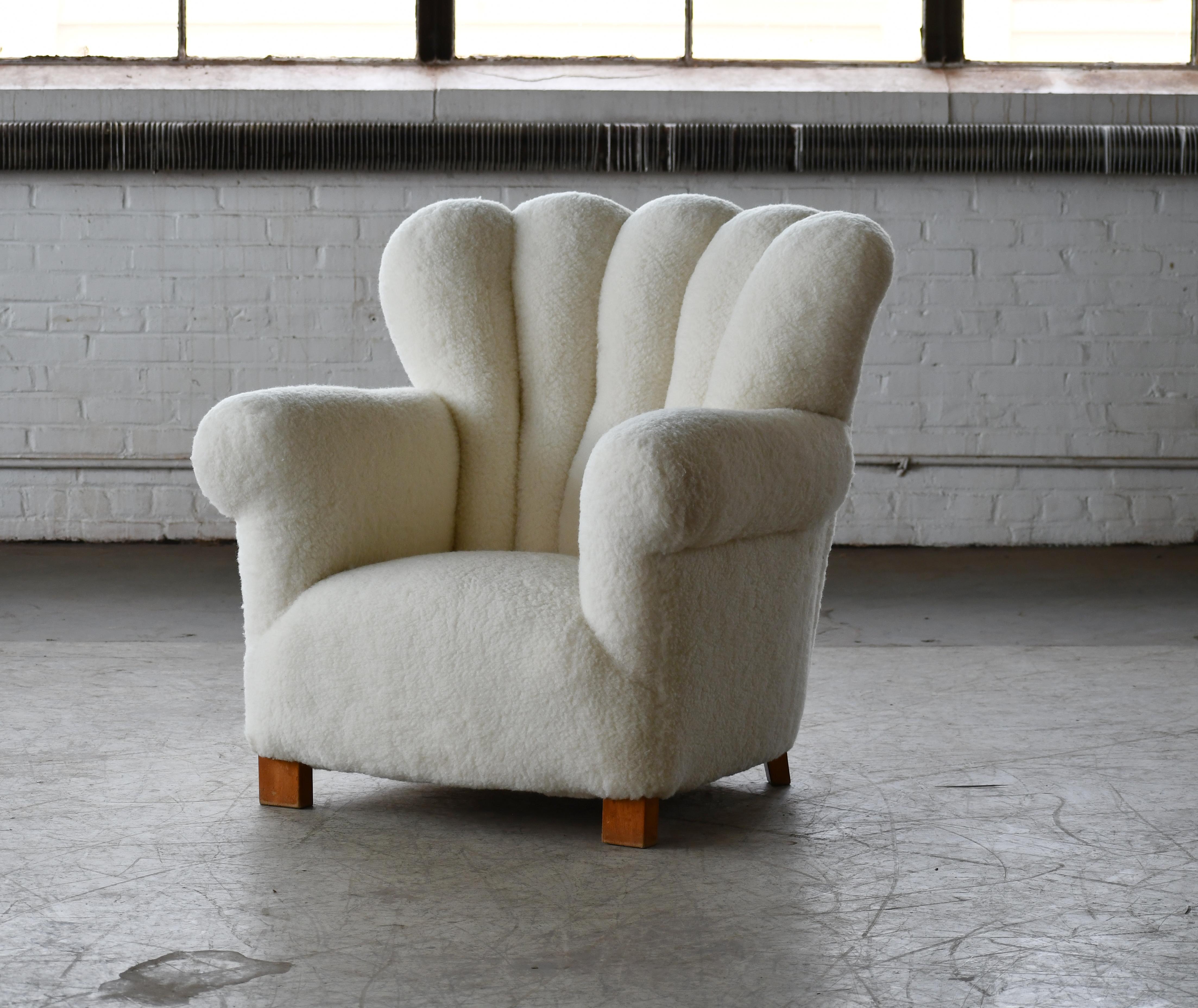 Mid-Century Modern Fritz Hansen Attributed 1940s Danish Channel Back Lounge Chair in Lambswool