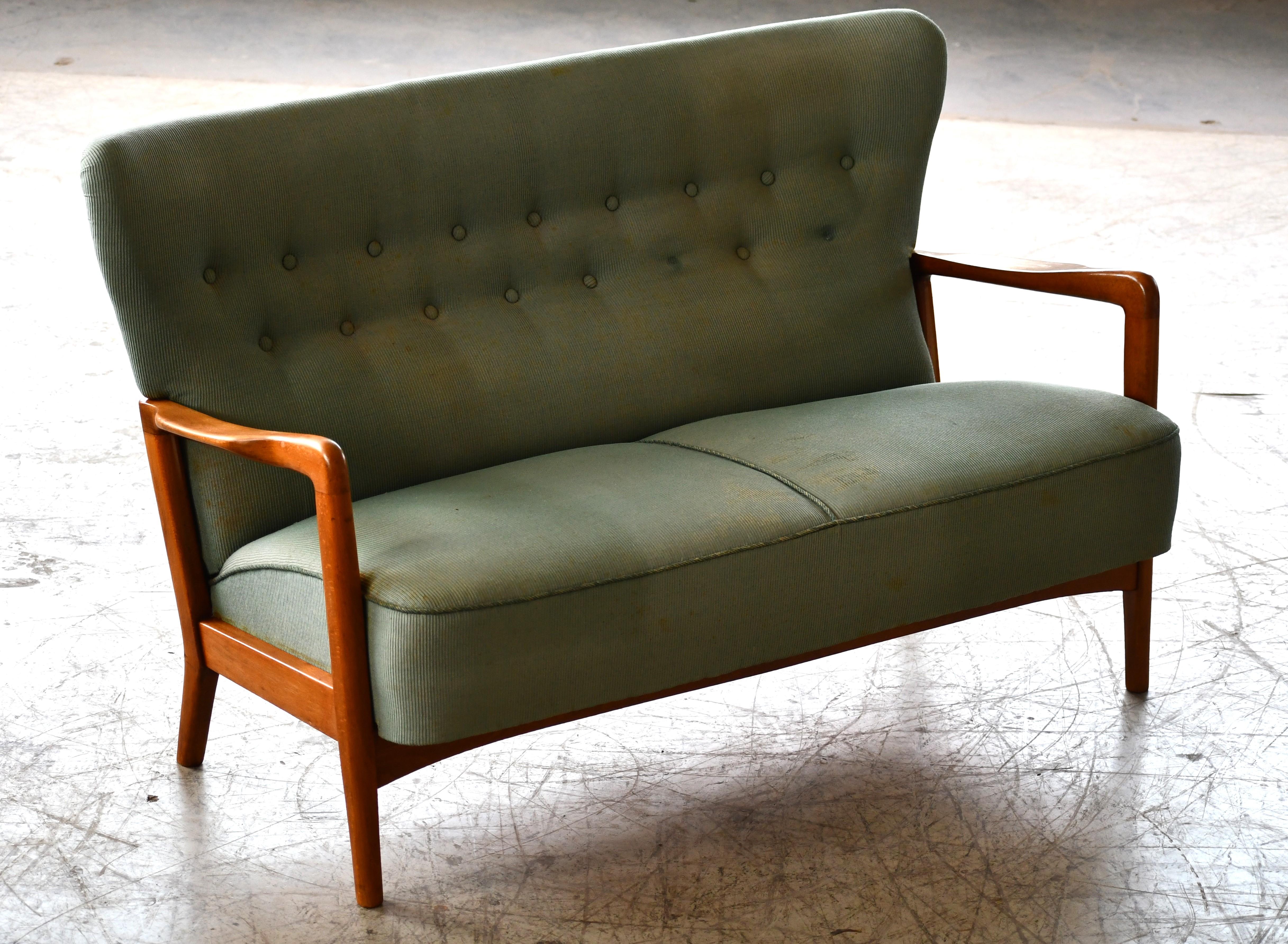 Mid-Century Modern Fritz Hansen Attributed 1940s Sofa or Settee with Open Armrests  For Sale