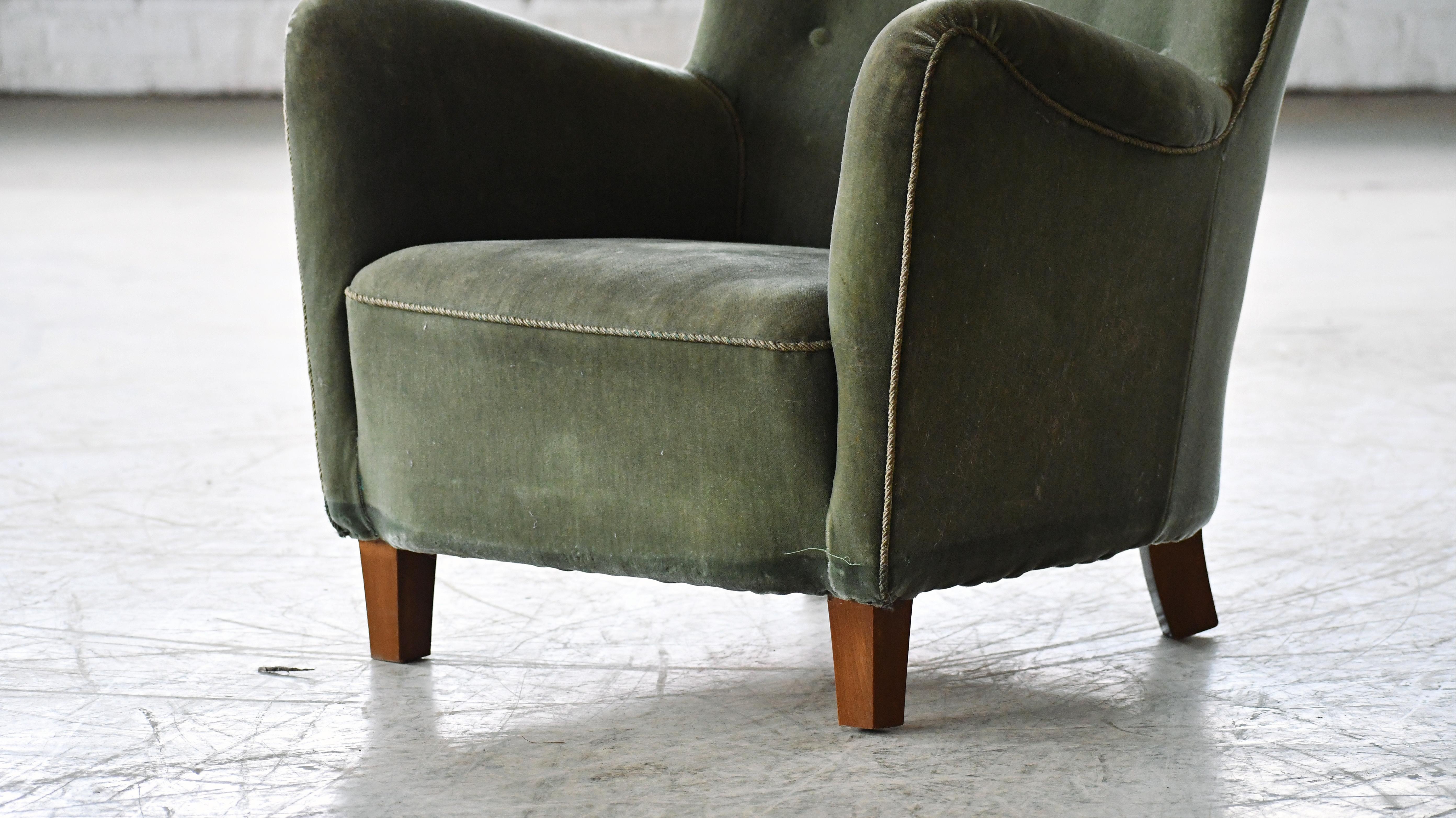Mid-20th Century Fritz Hansen Attributed Model 1669 Style Easy Chair, Denmark, 1940s 