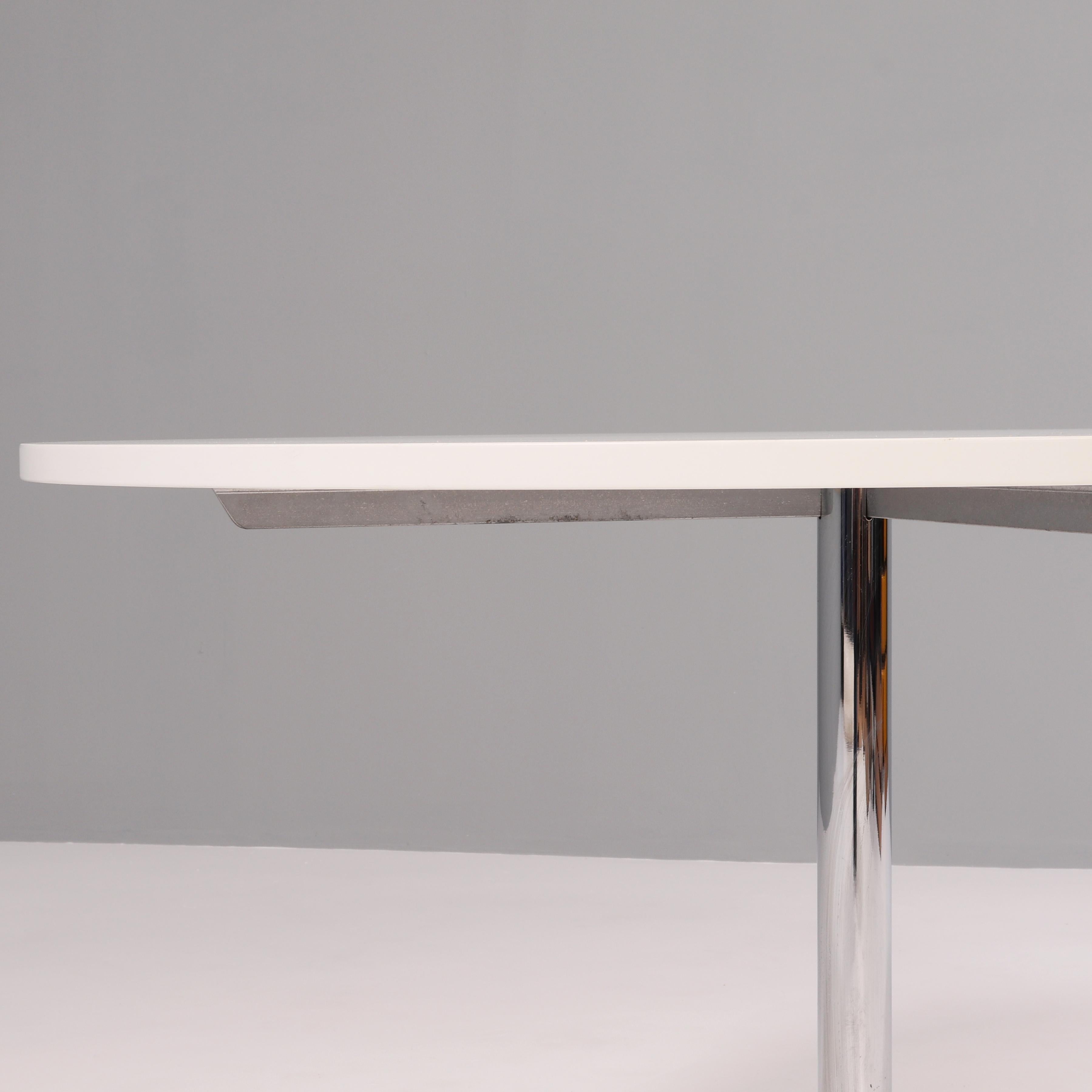 20th Century Fritz Hansen by Arne Jacobsen Circular White Dining Table