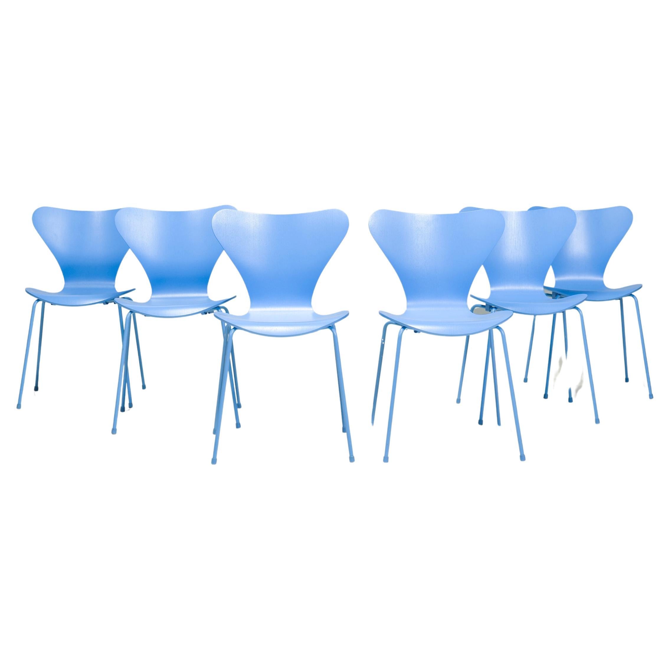  Fritz Hansen by Arne Jacobsen Monochrome Blue Series 7 Dining Chairs, Set of 6 For Sale