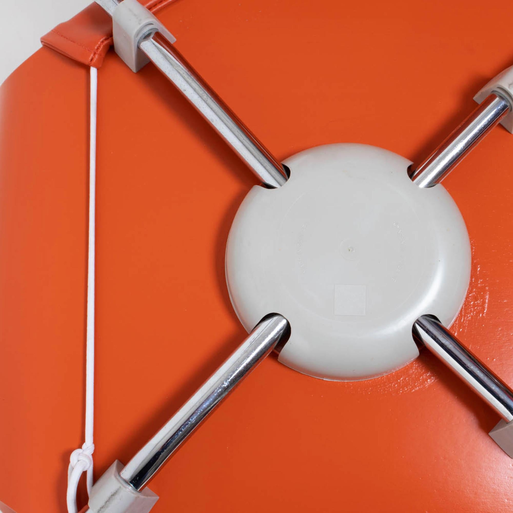 Chaises de salle à manger Series 7 Fritz Hansen par Arne Jacobsen en cuir orange, lot de 4 en vente 3