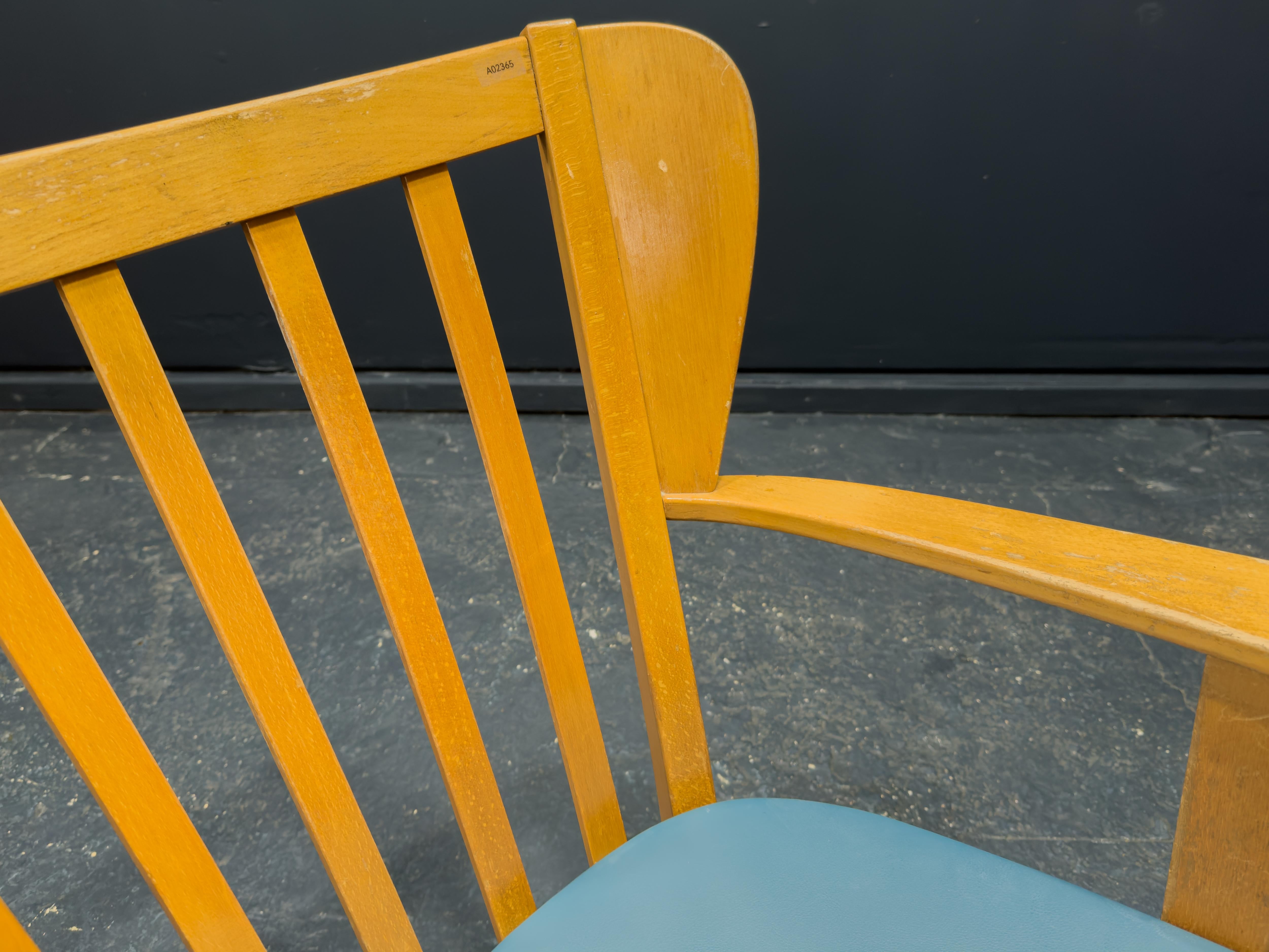 Fritz Hansen Canada Chair For Sale 4