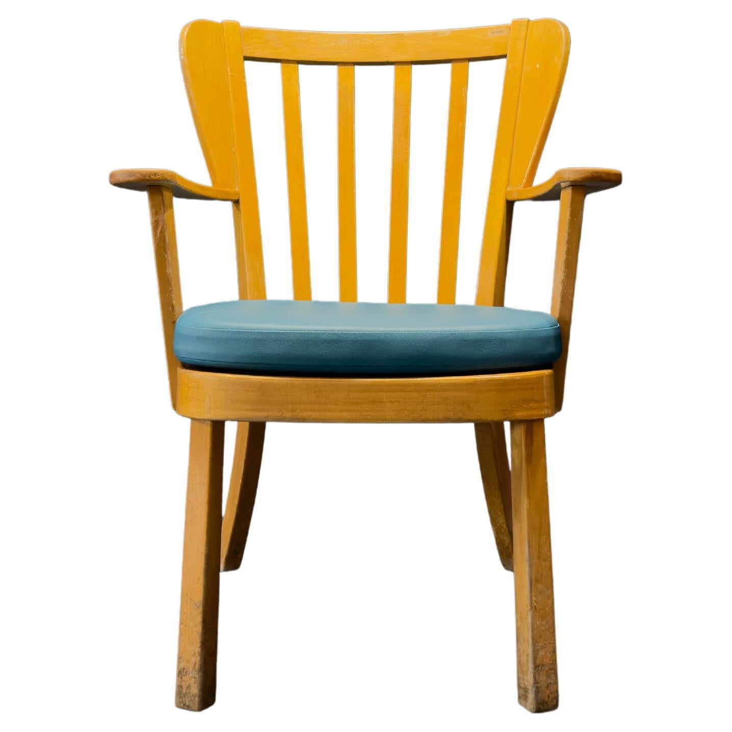 Fritz Hansen Canada Chair For Sale