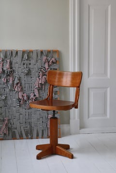 Sedia girevole Fritz Hansen "DAN" di Magnus Stephensen in faggio curvato, anni '30