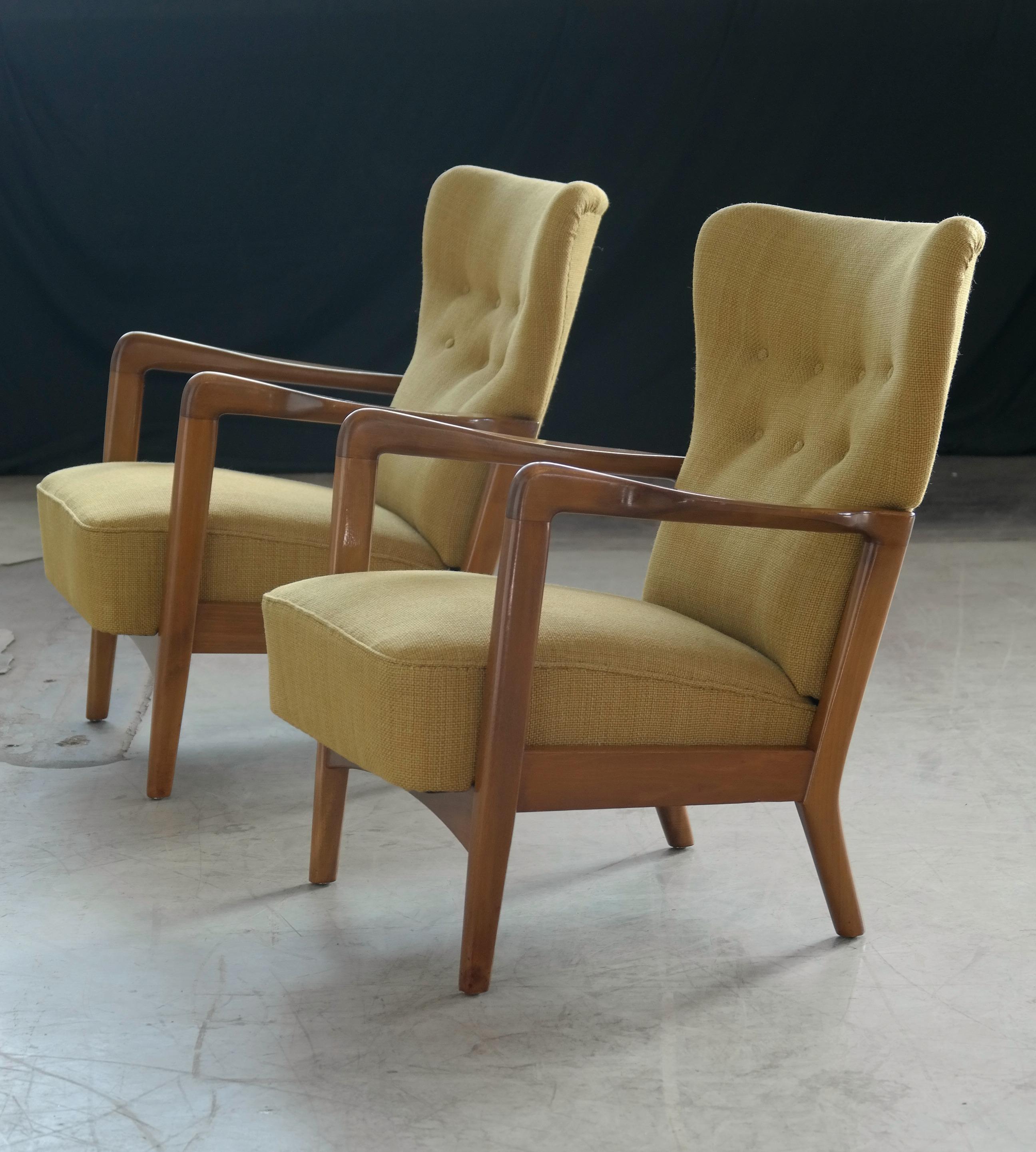 Fritz Hansen Danish Pair of Low Back Lounge Chairs with Open Armrests, 1940s 7