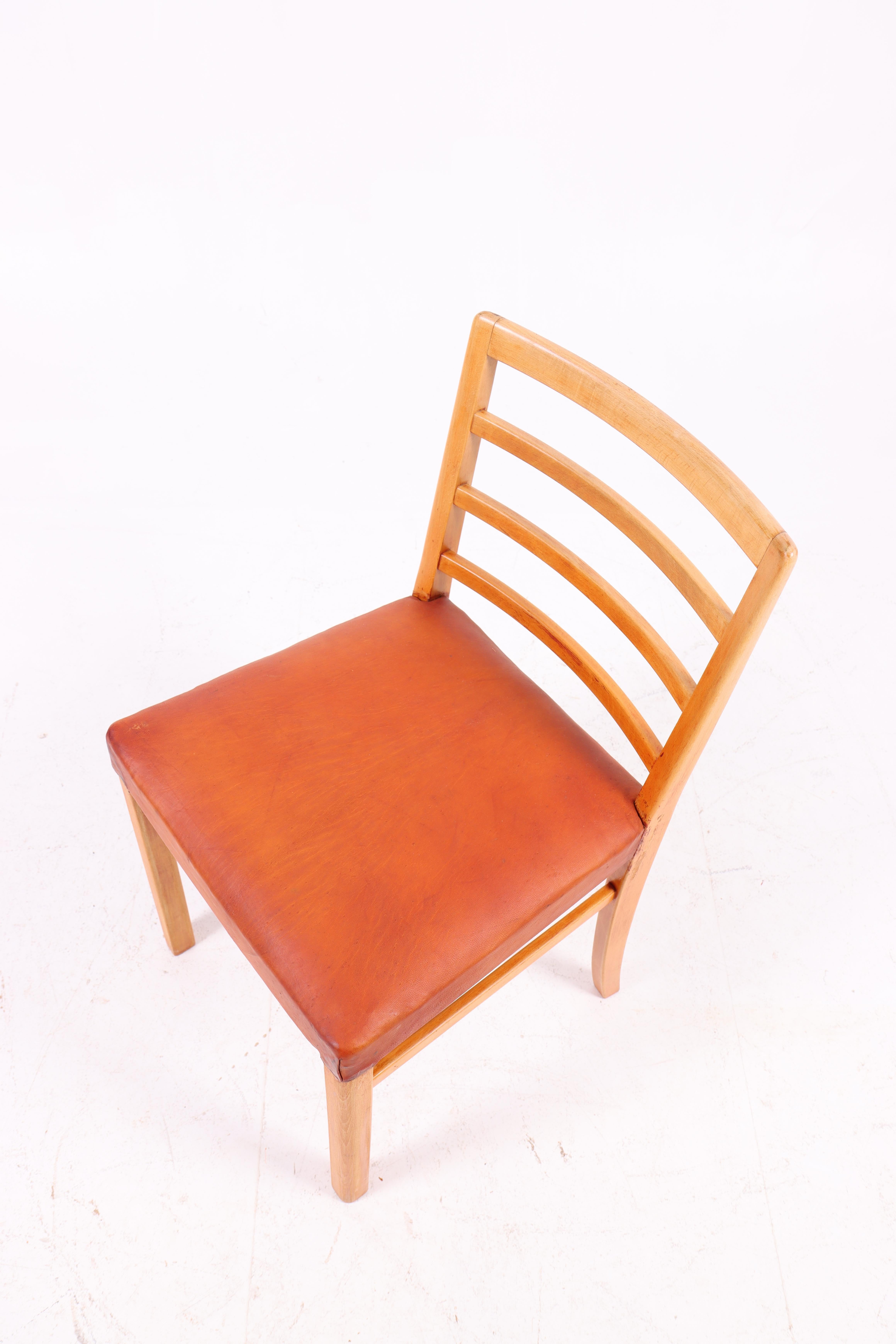 Scrivania e sedia Fritz Hansen in olmo e beeche con pelle, anni '40 in vendita 1