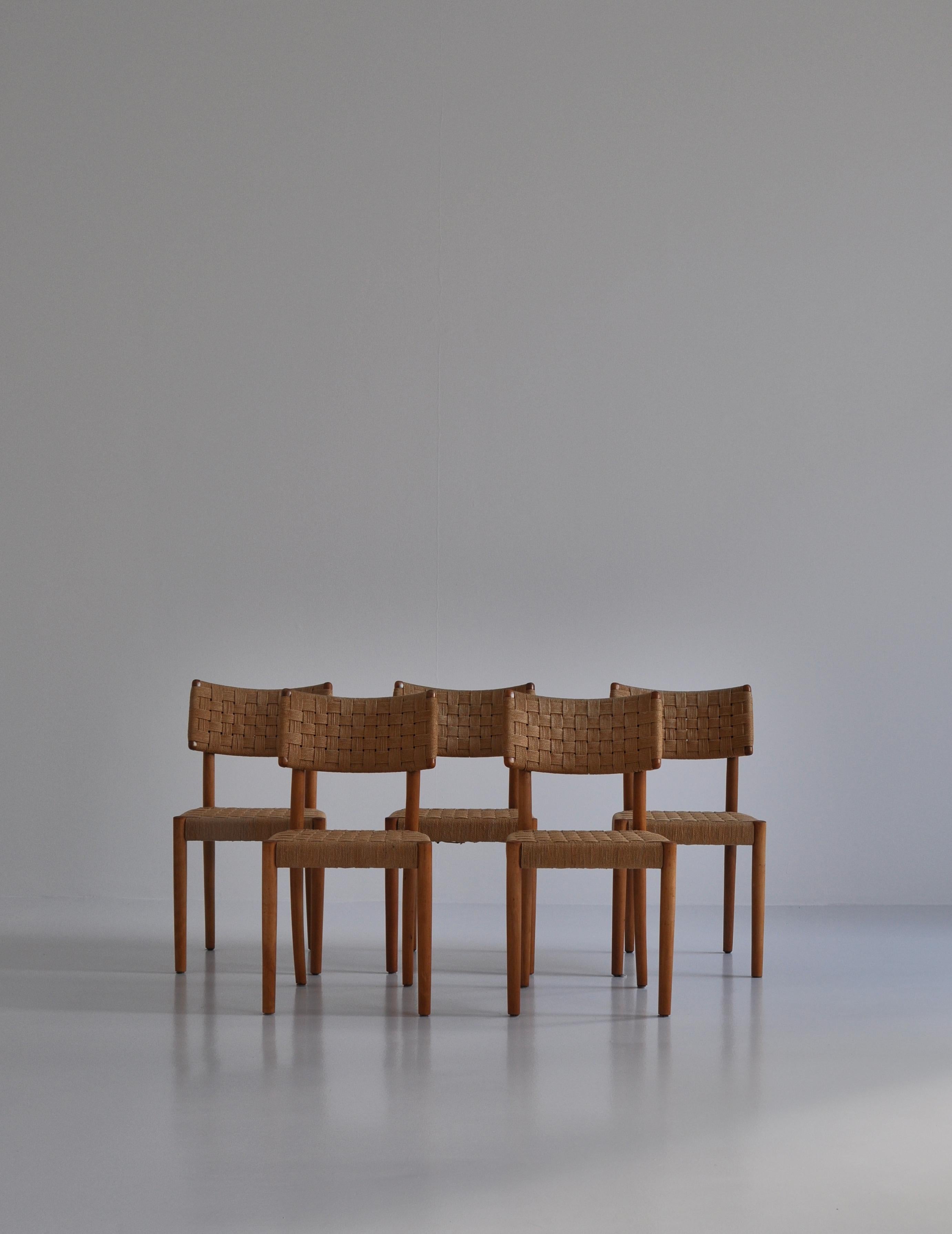 Rare and important set of 5 dining / side chairs made in the 1930s at Fritz Hansen, Denmark. Wonderful example of the early functionalism that dominated Danish furniture design in the beginning of the Danish modern era. Karl Schröder was working for