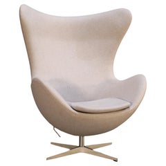 Fritz Hansen Egg Lounge Chair by Arne Jacobsen
