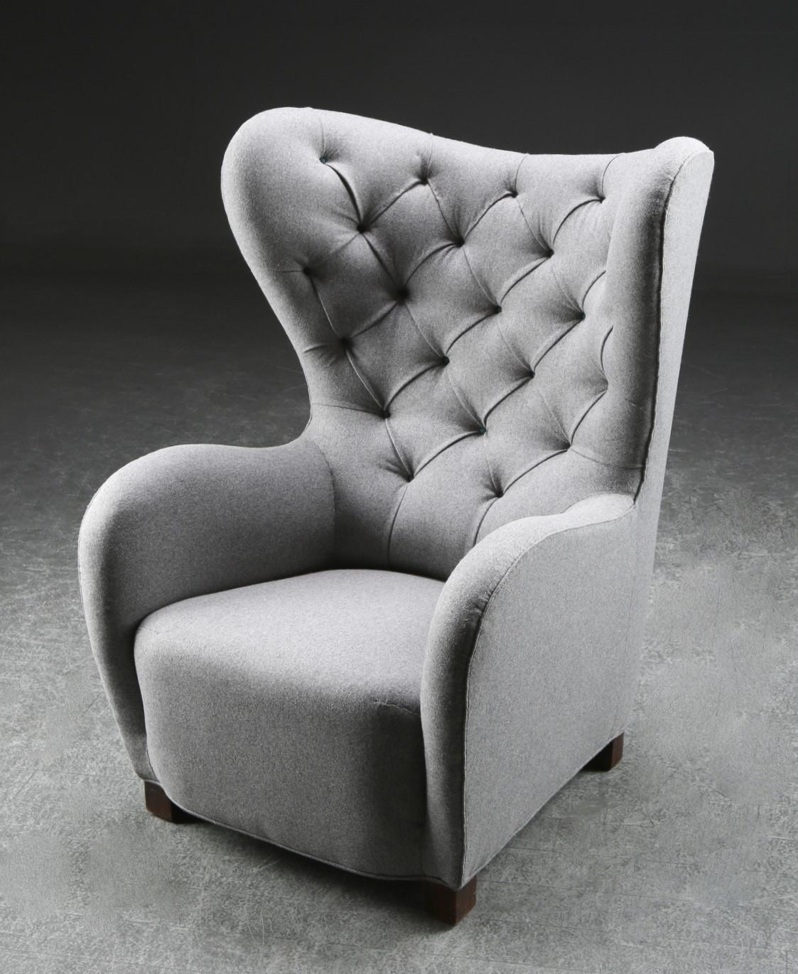 Fritz Hansen:: Hochlehner / Lounge Chair:: Stoff und gebeizte Buche:: Dänemark:: 1940er Jahre (Wolle)