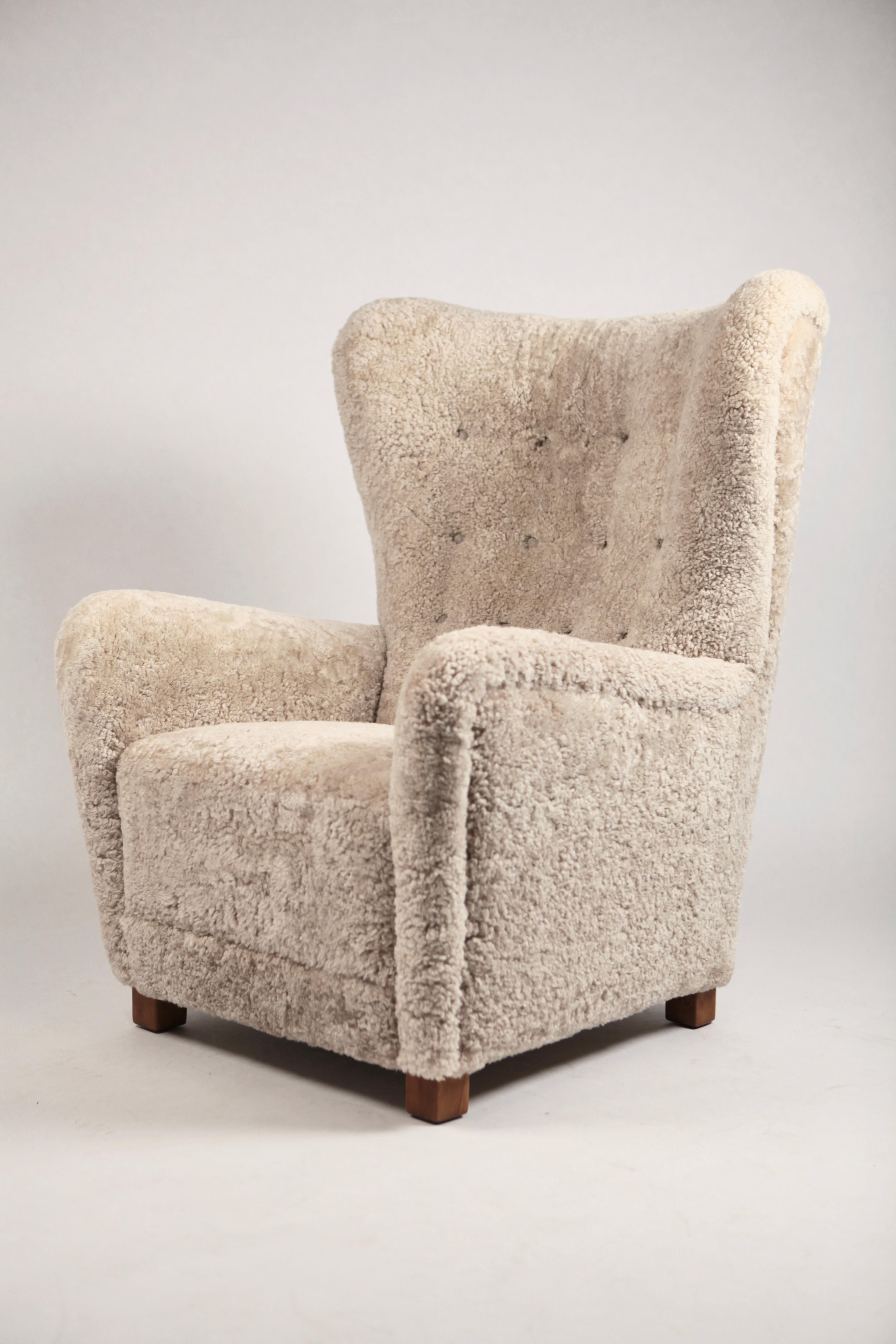 Fritz Hansen, Large High Back Wing Chair in Shearling and Oak, Denmark, 1940s 4