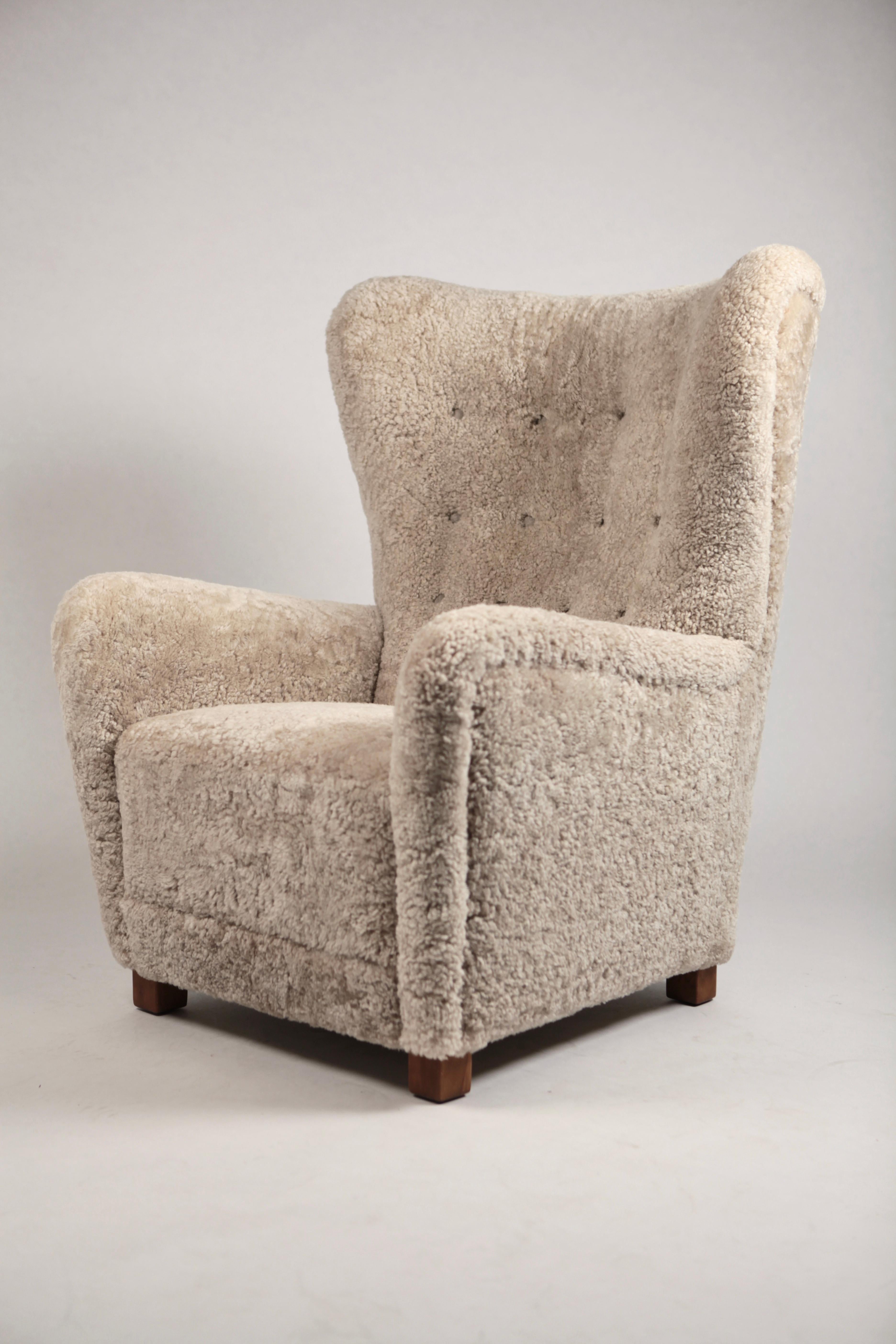 Fritz Hansen, Large High Back Wing Chair in Shearling and Oak, Denmark, 1940s 5