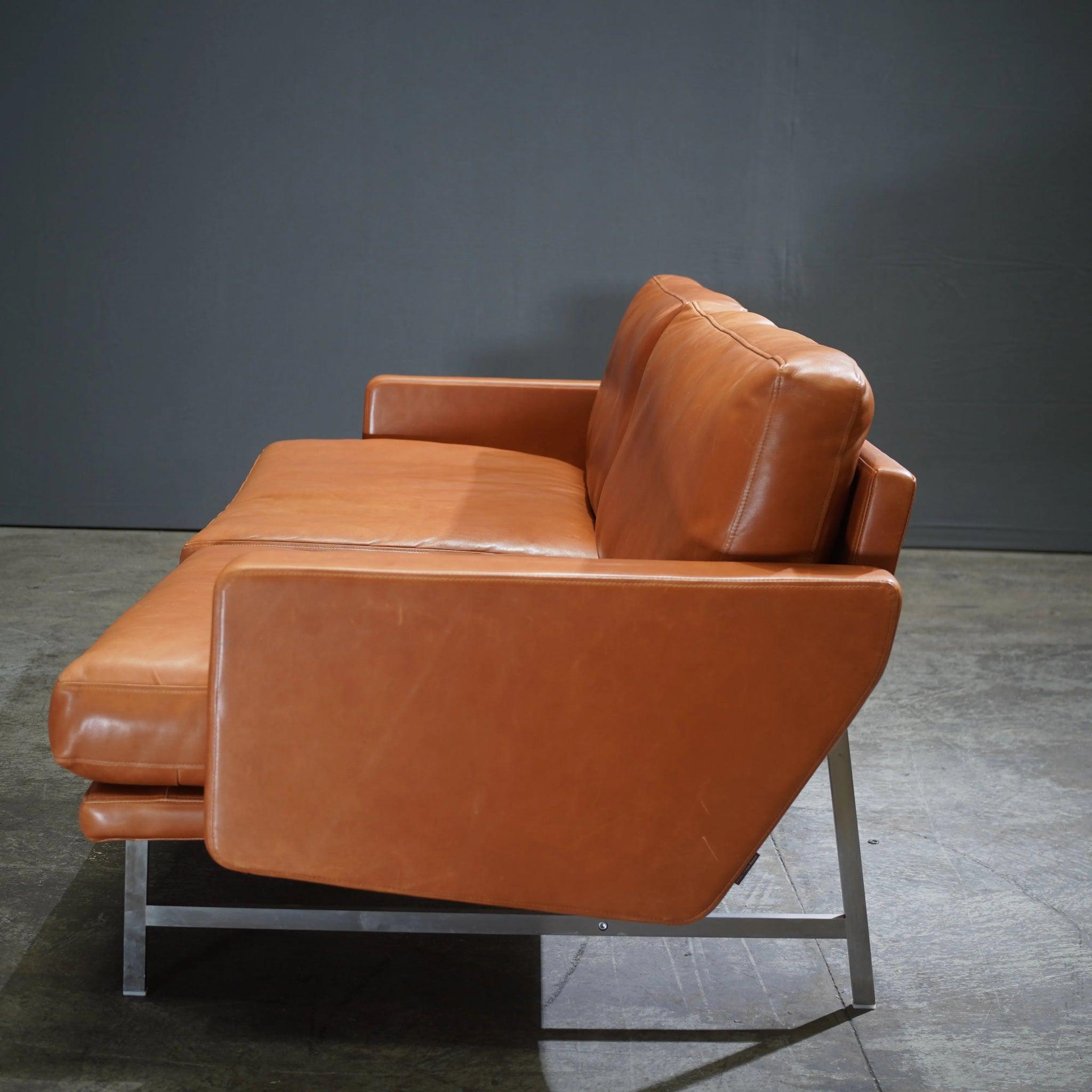 Fritz Hansen Lissoni Two Seater Leather Sofa by Piero Lissoni In Good Condition In Basildon, London