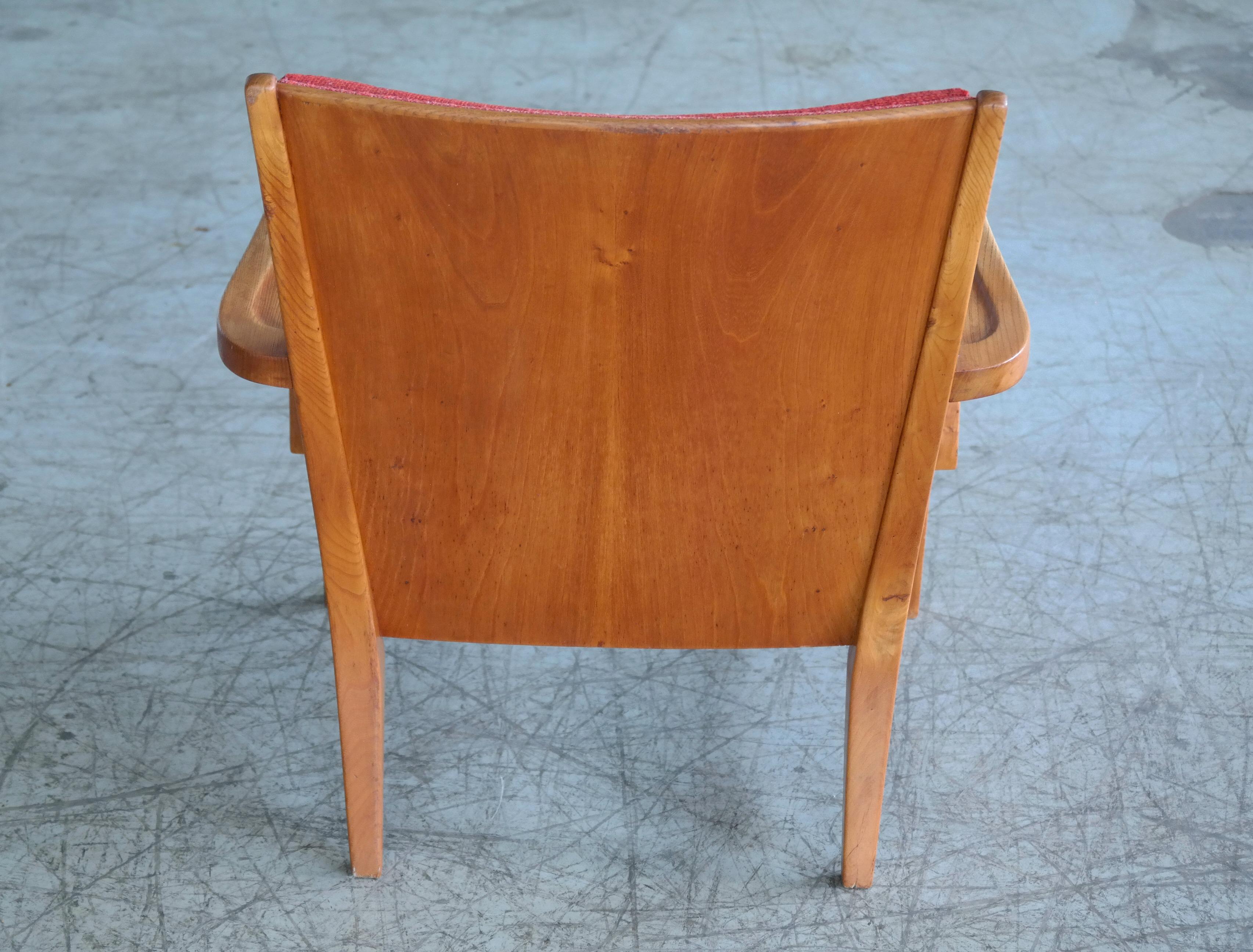 Fritz Hansen Lounge Chair in Oak and Wool with Solid Oak Back Danish Midcentury 5