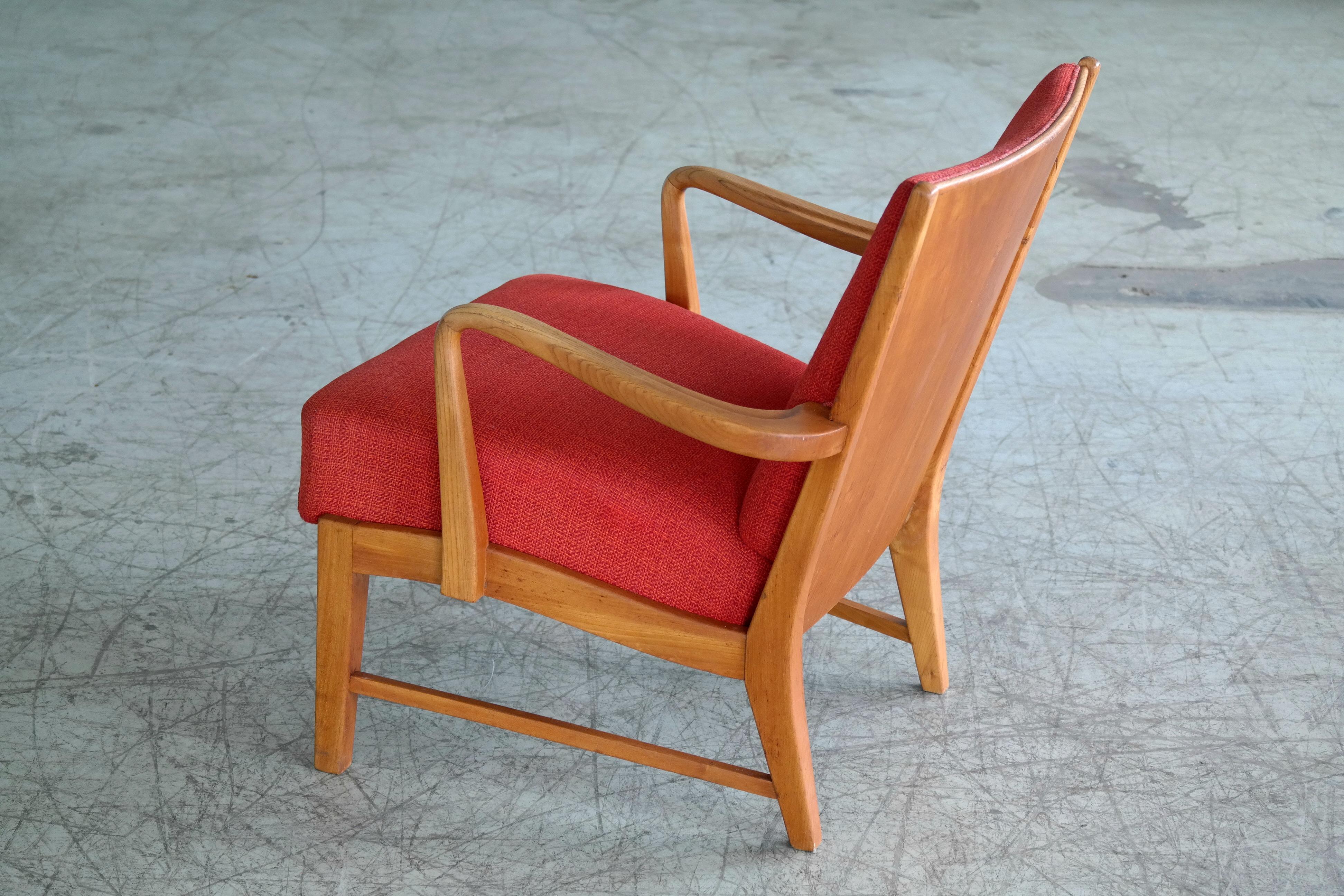 Fritz Hansen Lounge Chair in Oak and Wool with Solid Oak Back Danish Midcentury 6