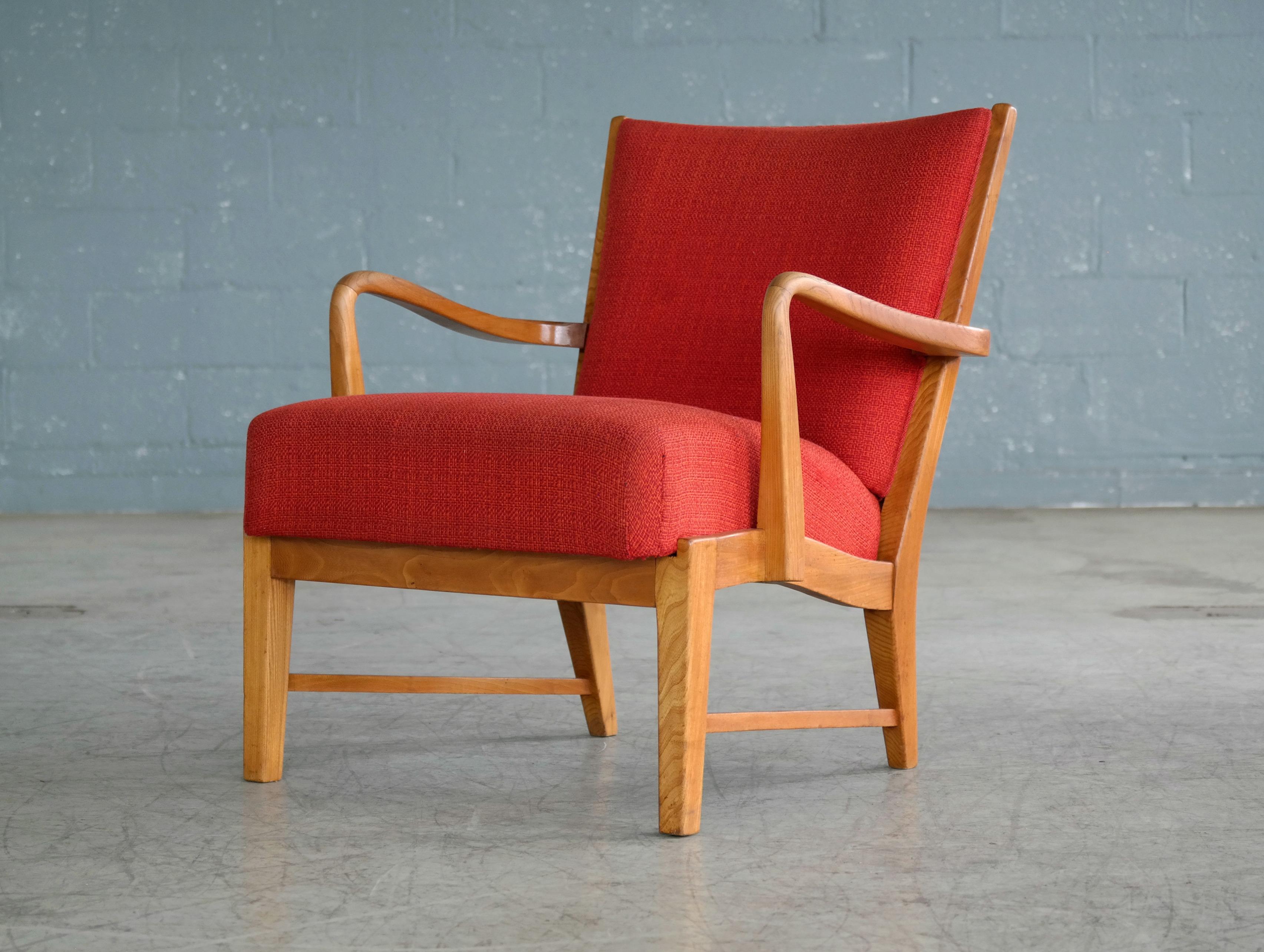 Fritz Hansen Lounge Chair in Oak and Wool with Solid Oak Back Danish Midcentury 7