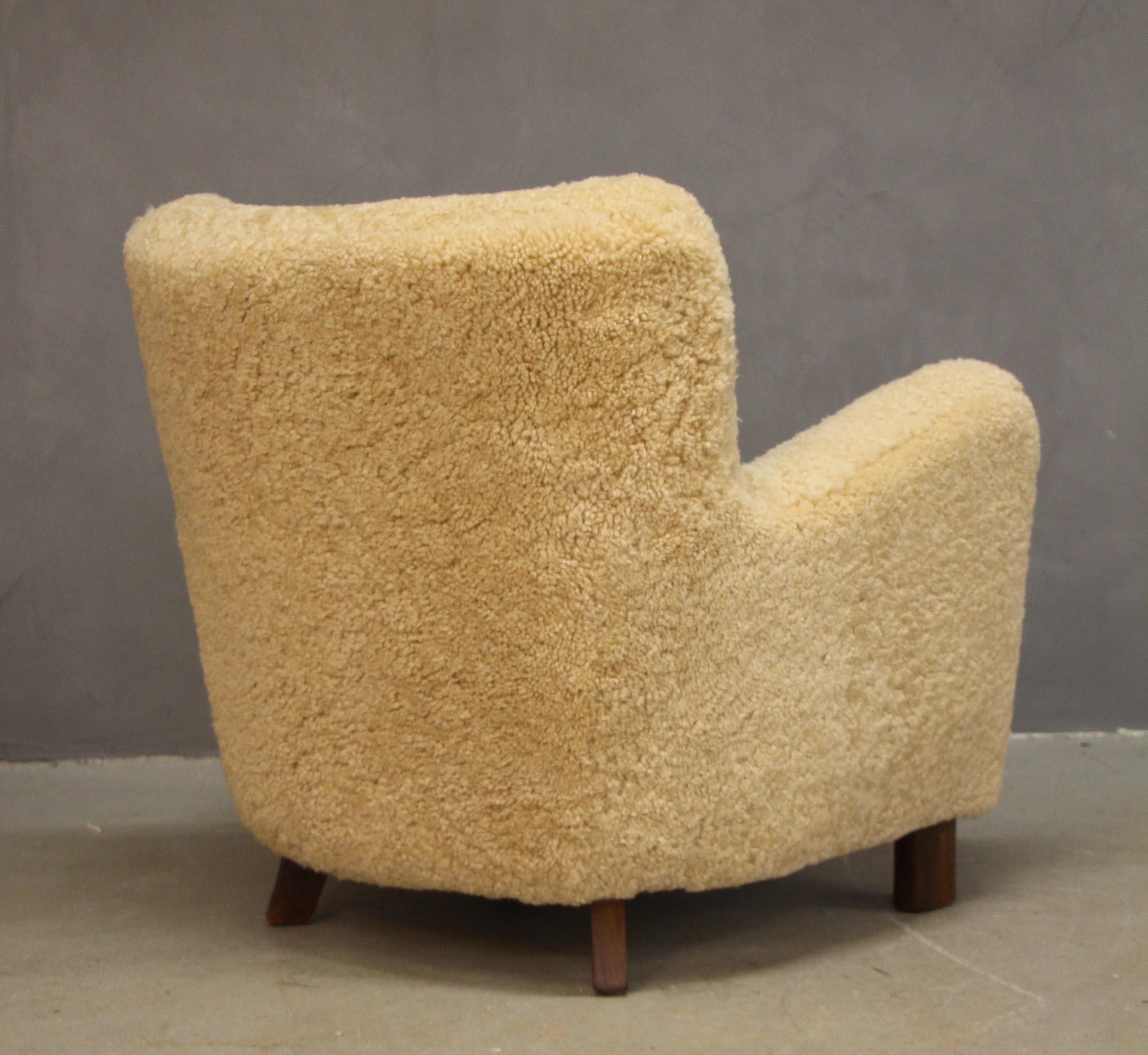 Fritz Hansen, Lounge Chair Shearling, 1940s In Excellent Condition In Esbjerg, DK