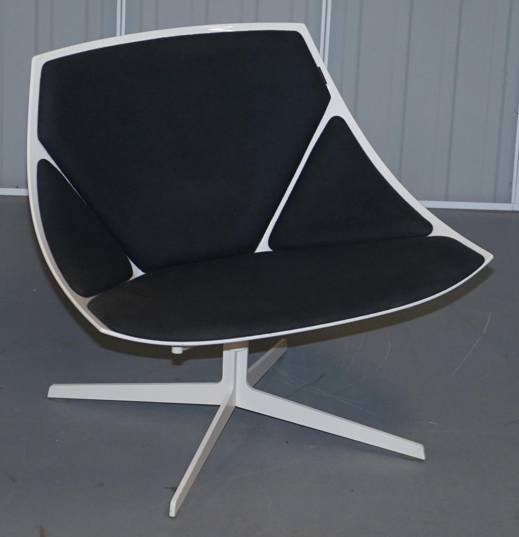 We are delighted to offer for sale this lovely white metal framed with fabric upholstery Fritz Hansen space lounge armchair designed by Jehs & laub

A very good looking comfortable designer armchair made by one of the greatest furniture designers