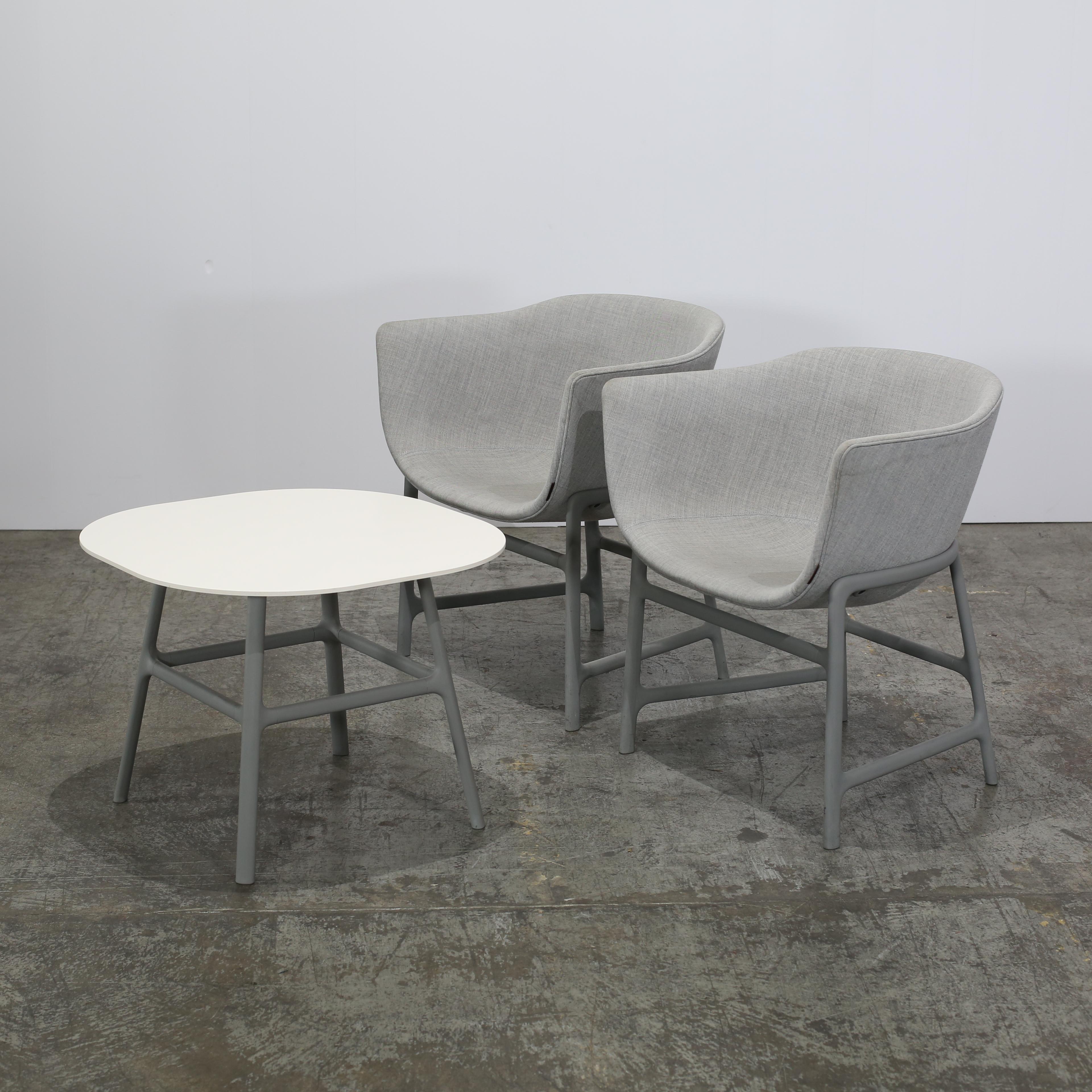 Fritz Hansen Minuscule Tisch & Stuhl Set (Dänisch) im Angebot