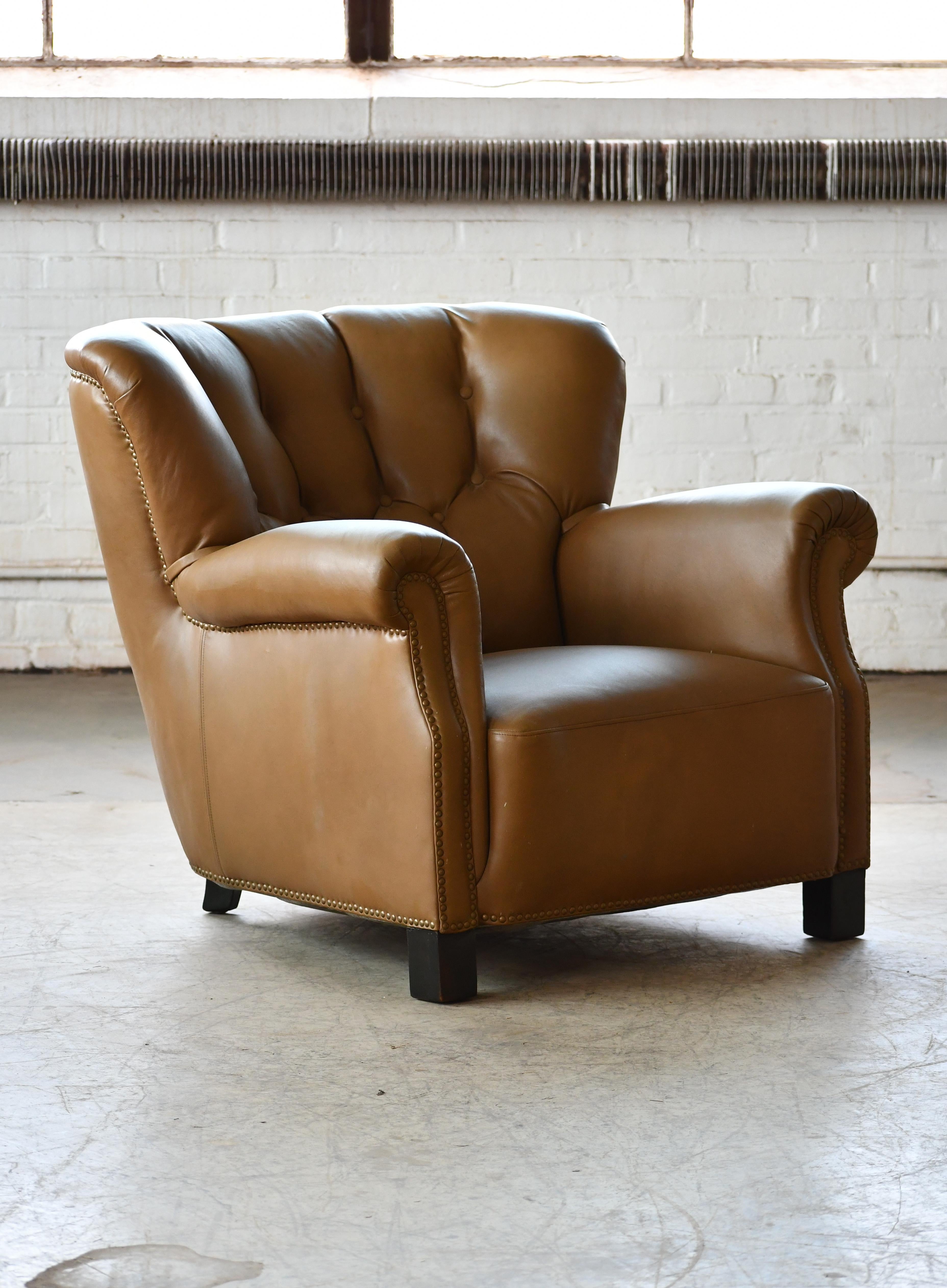 Fritz Hansen Model 1518 Large Club Chair in Olive Brown Leather, Denmark, 1940s 5