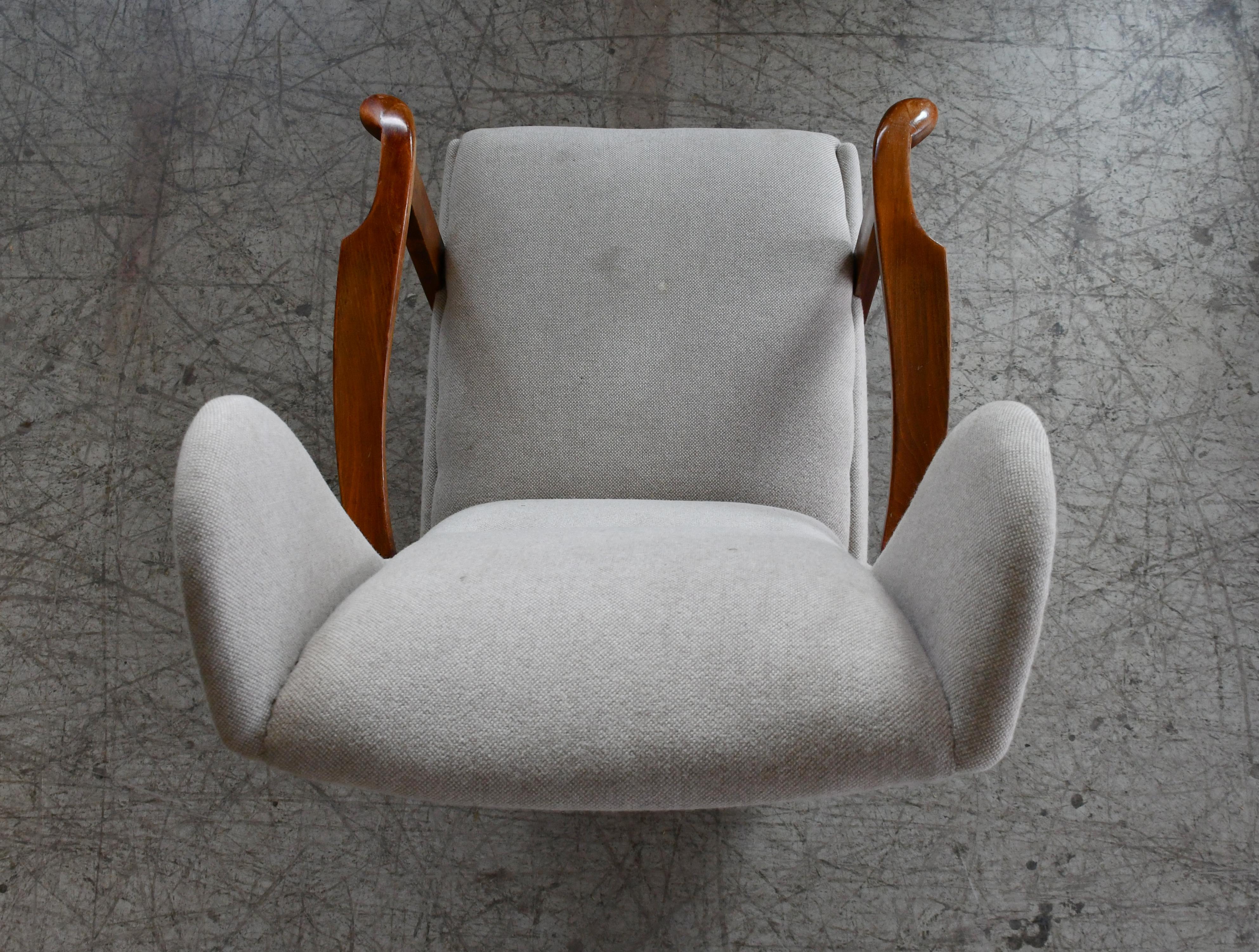 Mid-Century Modern Fritz Hansen Model 1582 Wingback Lounge Chair Danish Mid-Century For Sale