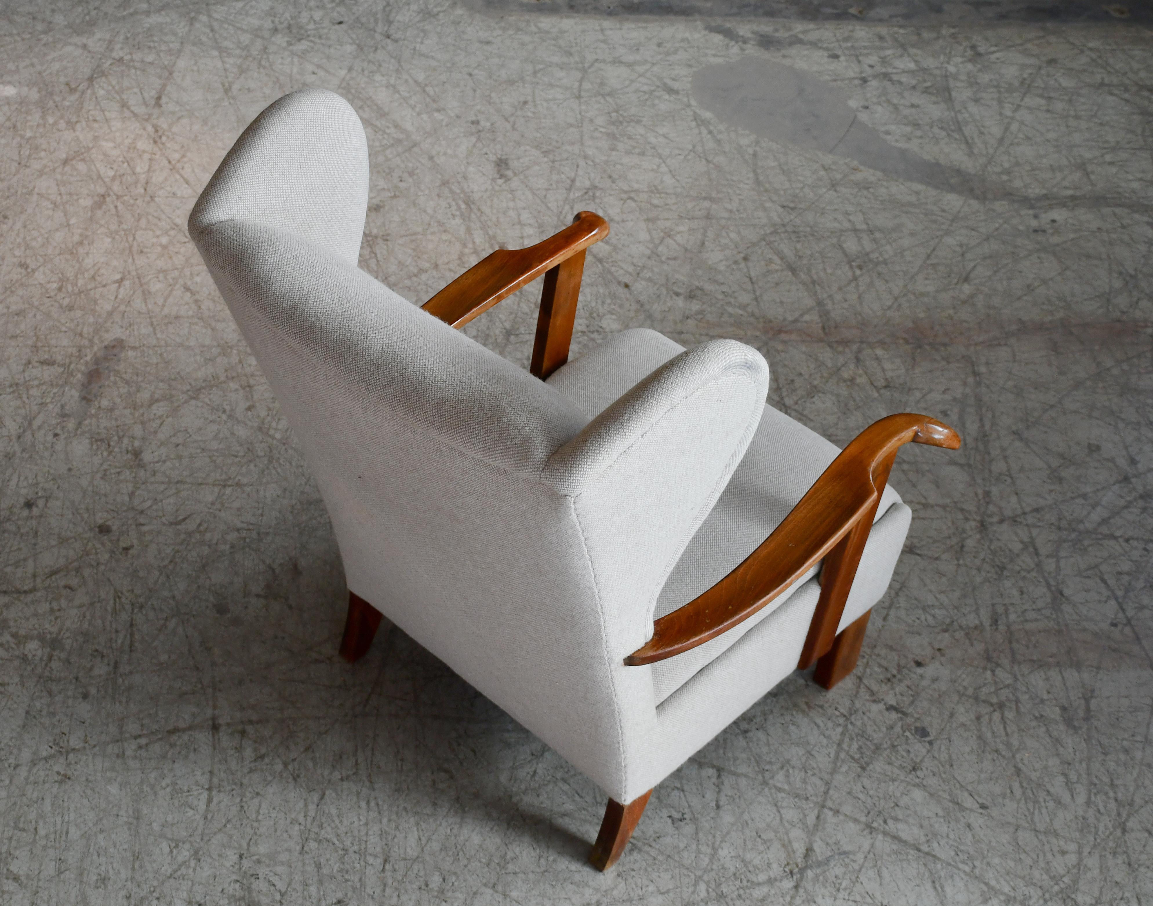 Mid-20th Century Fritz Hansen Model 1582 Wingback Lounge Chair Danish Mid-Century For Sale